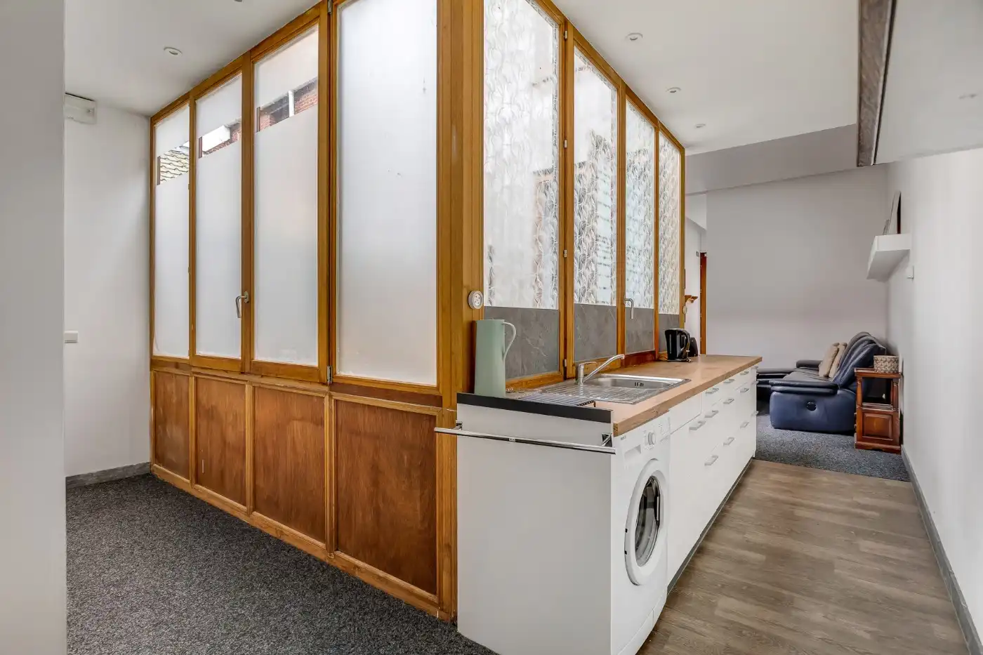 Centraal gelegen handelshuis met woonst foto 8