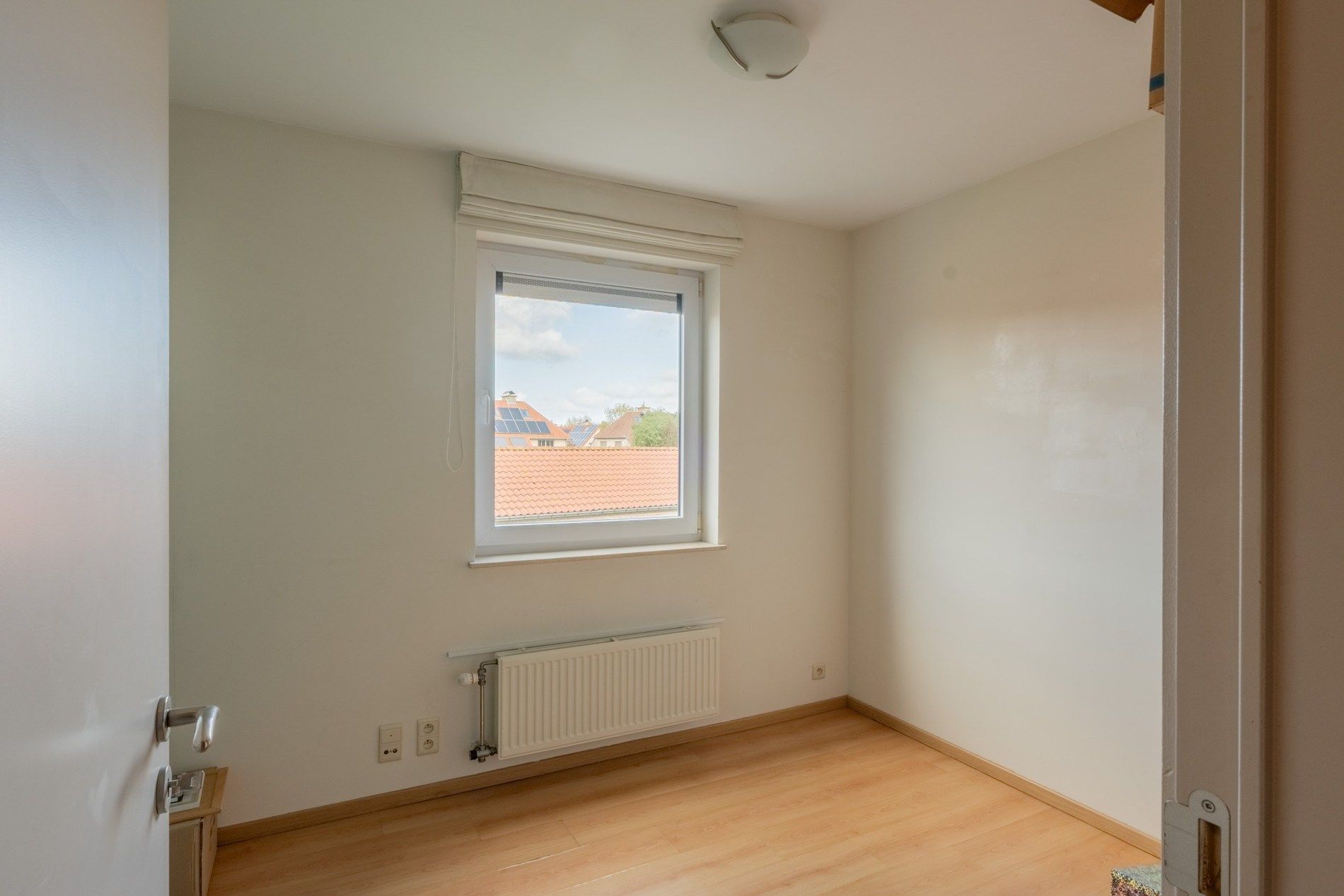 Ruim en zonnig appartement te Lissewege foto 11