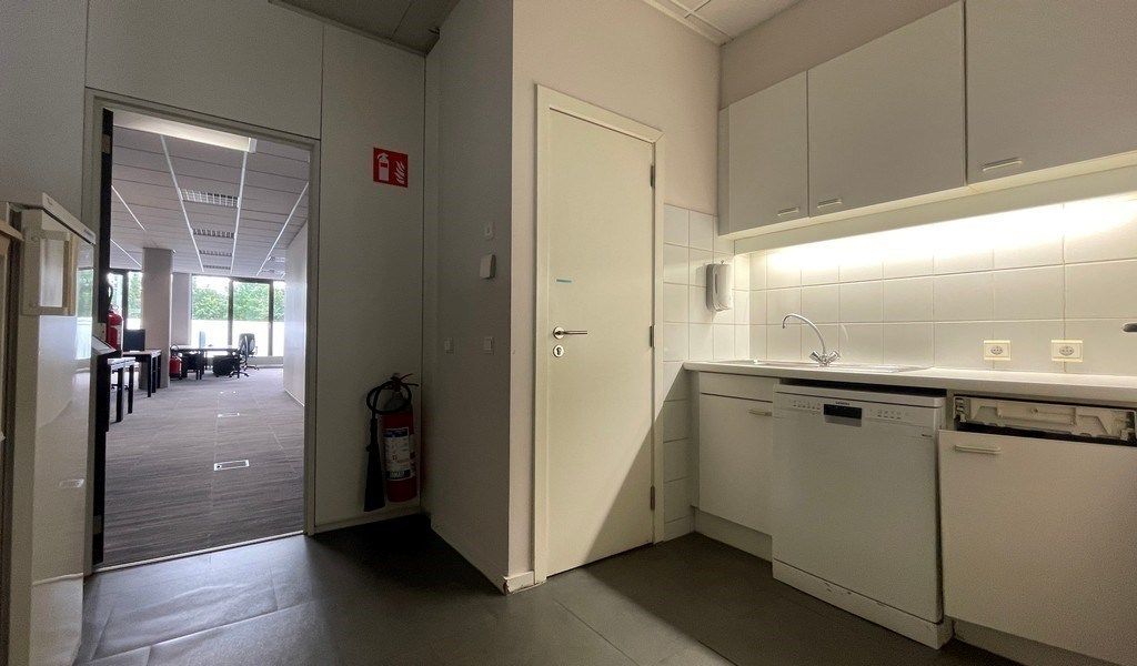 Kantoorruimte te huur in Singel Building in Berchem foto 15