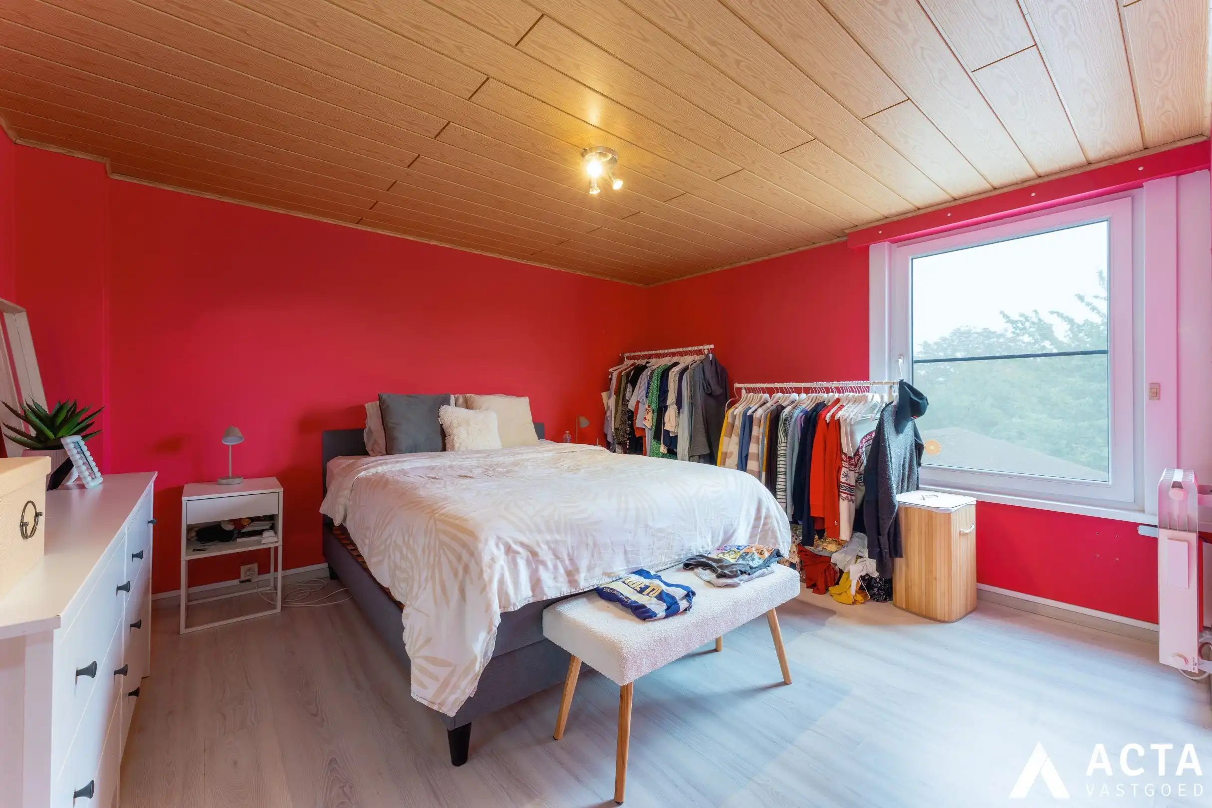 Gezinswoning met drie slaapkamers en tuin in Bredene foto 9