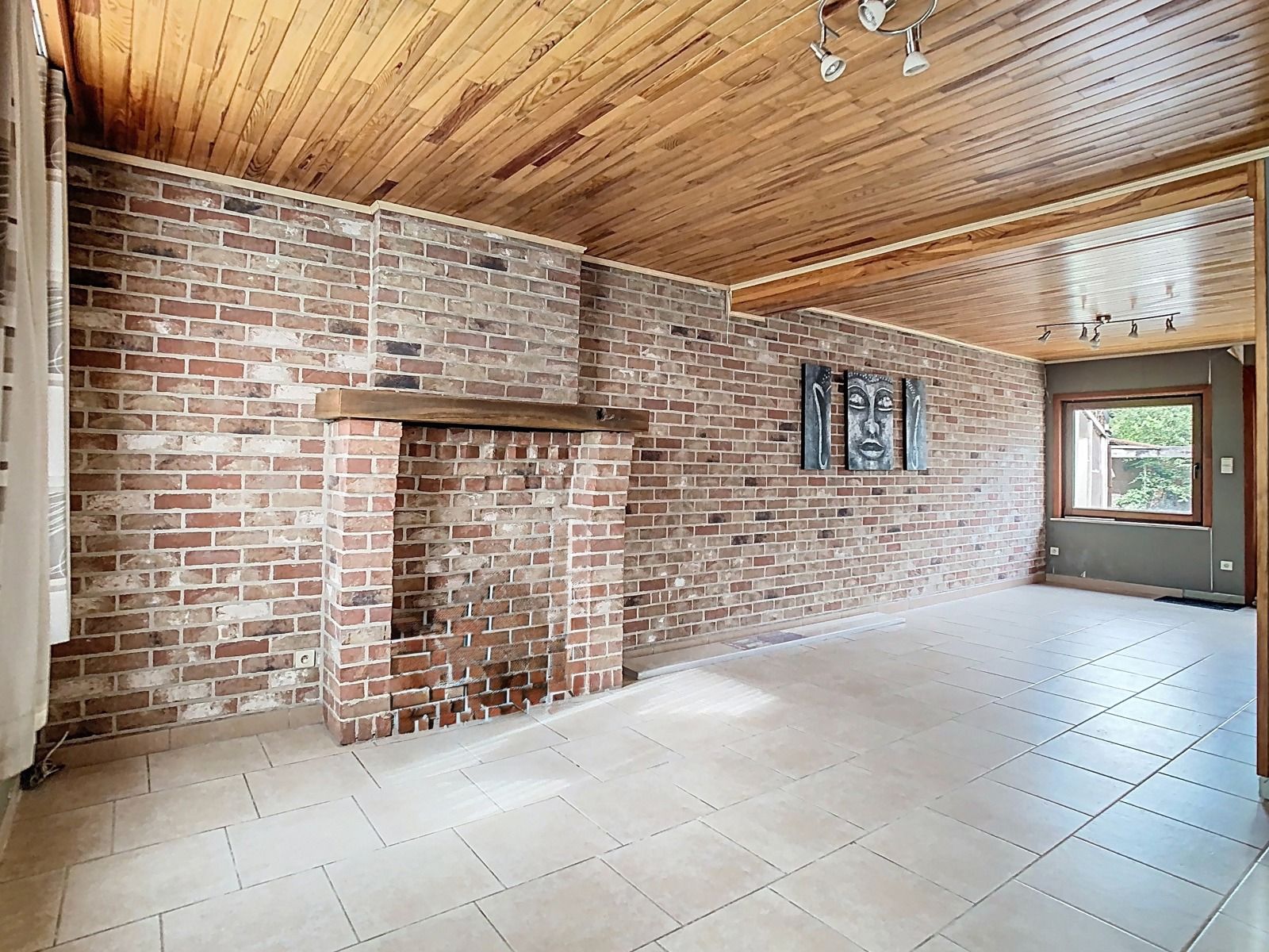 Te renoveren open bebouwing in een landelijke omgeving! foto 3