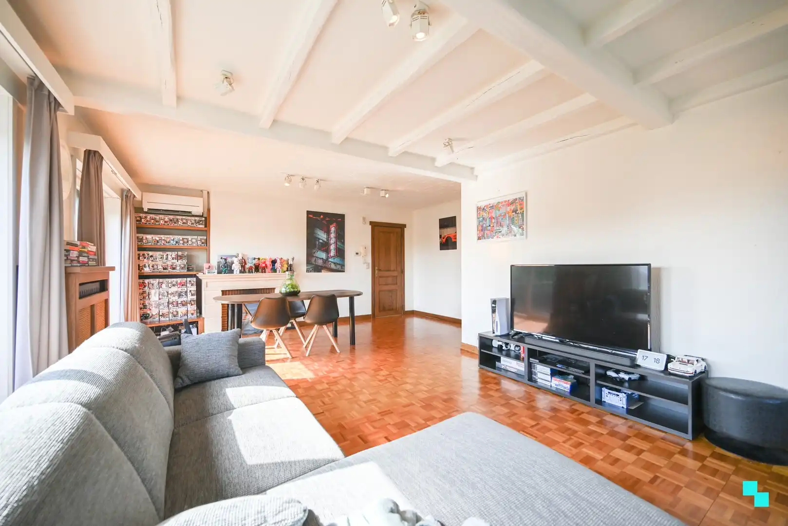 Tweeslaapkamerappartement met garage op een rustige locatie in Beveren-Leie foto 3