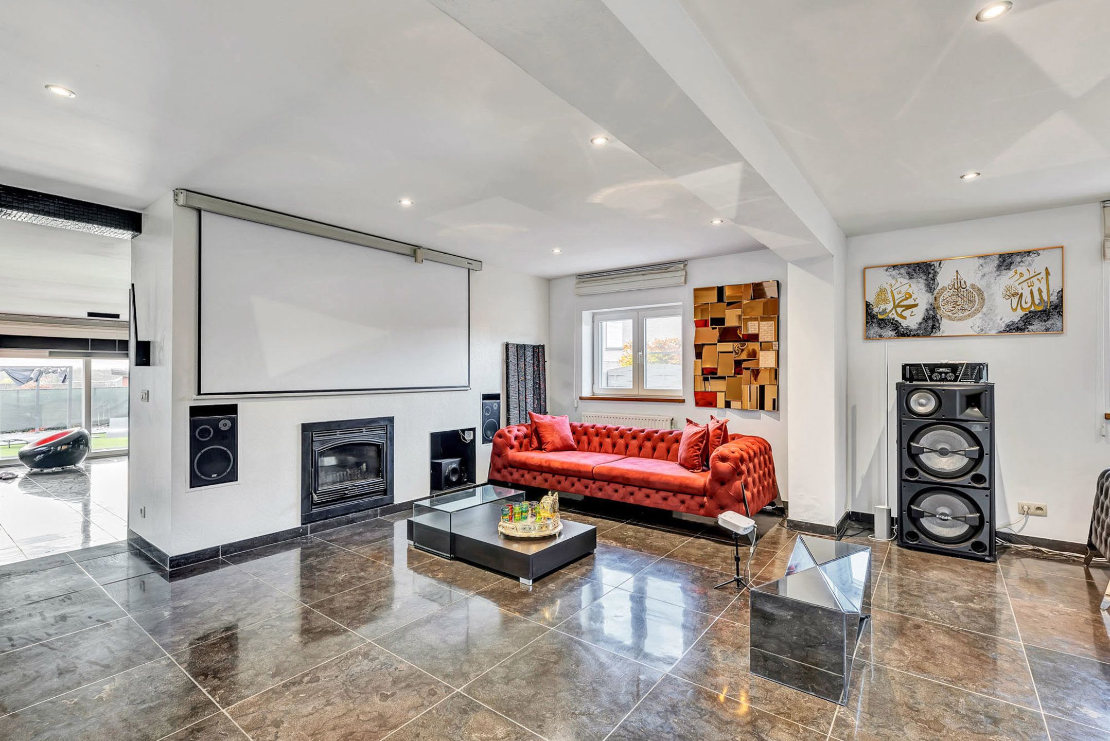 Gerenoveerde woning op strategische locatie met 5 slaapkamers foto 6