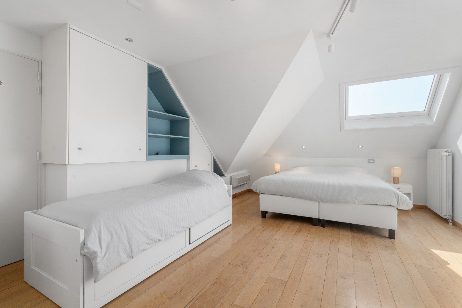 Zéér ruim en lichtrijk duplex appartement met zuidgerichte terrassen op topligging foto 15
