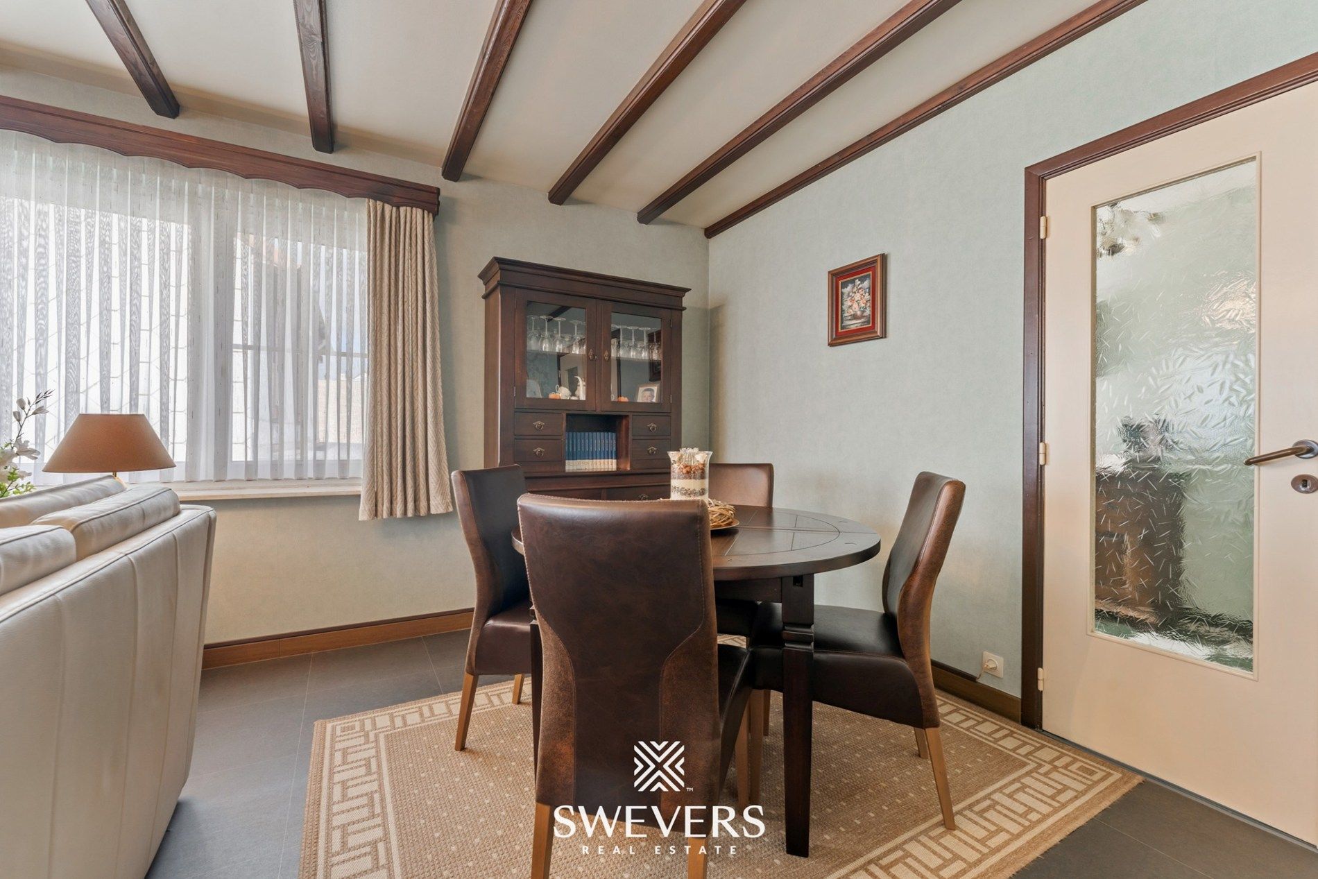 Gelijkvloerse woning met tuin en garage in hartje Tongeren foto 11