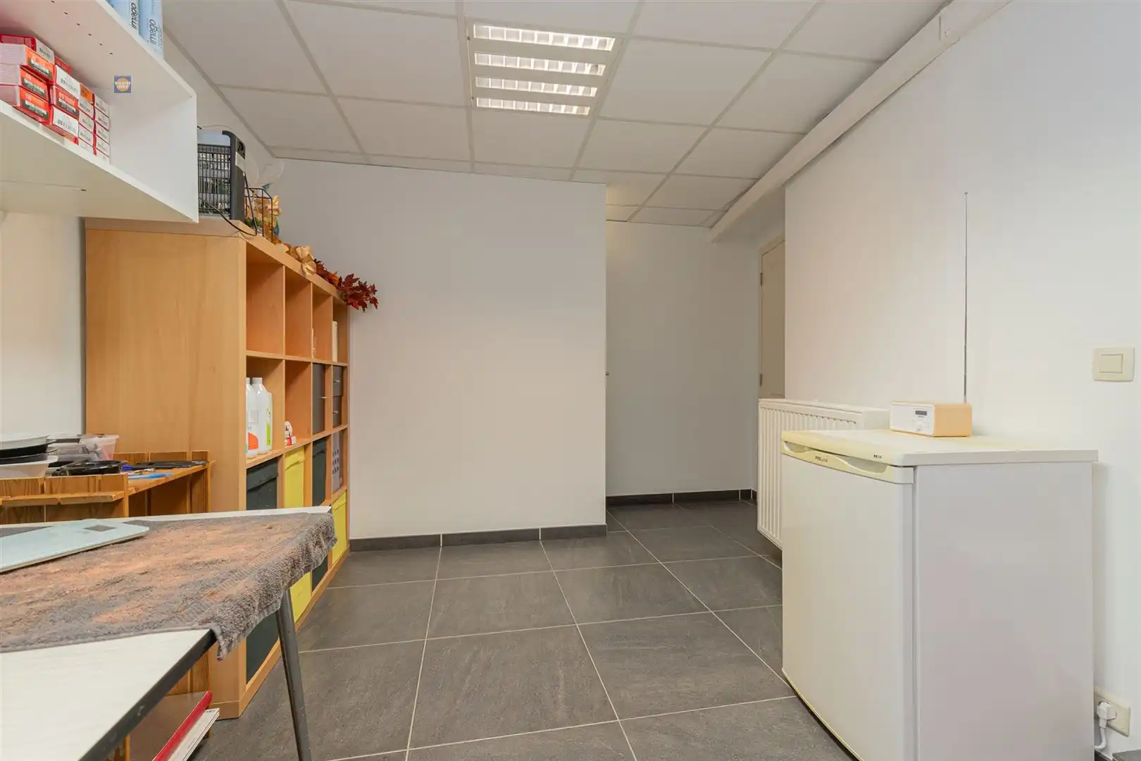 Unieke handelsruimte in het hart van het dorp foto 6