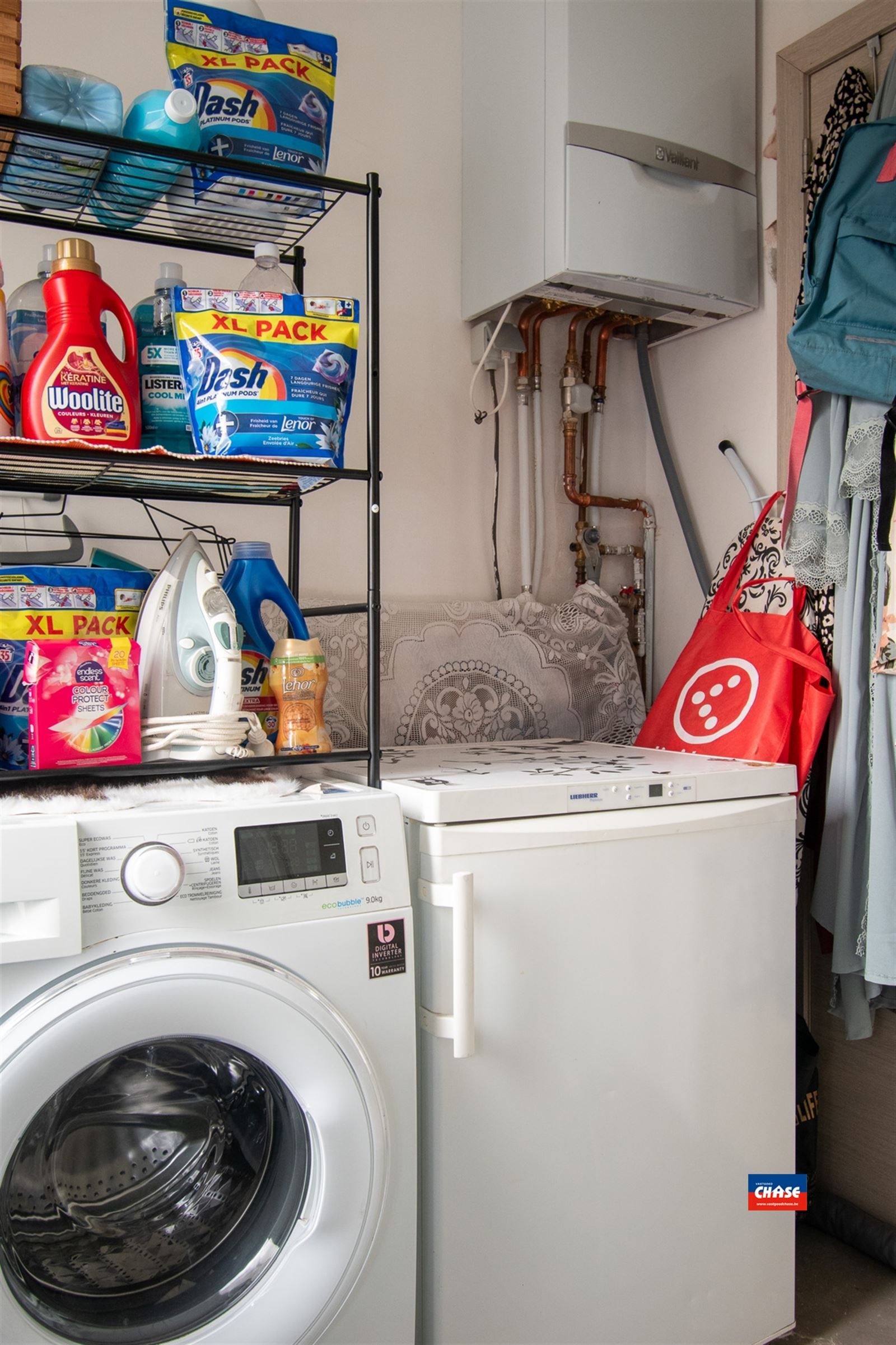 Knap gerenoveerde gezinswoning met 3 slaapkamers en tuin foto 13
