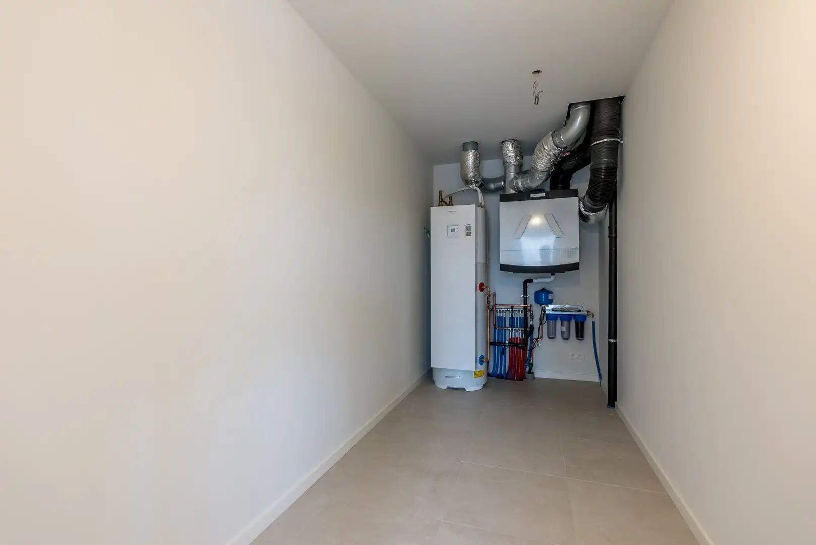 Gunstig gelegen nieuwbouwwoning vlakbij het centrum van Mol-Sluis foto 13