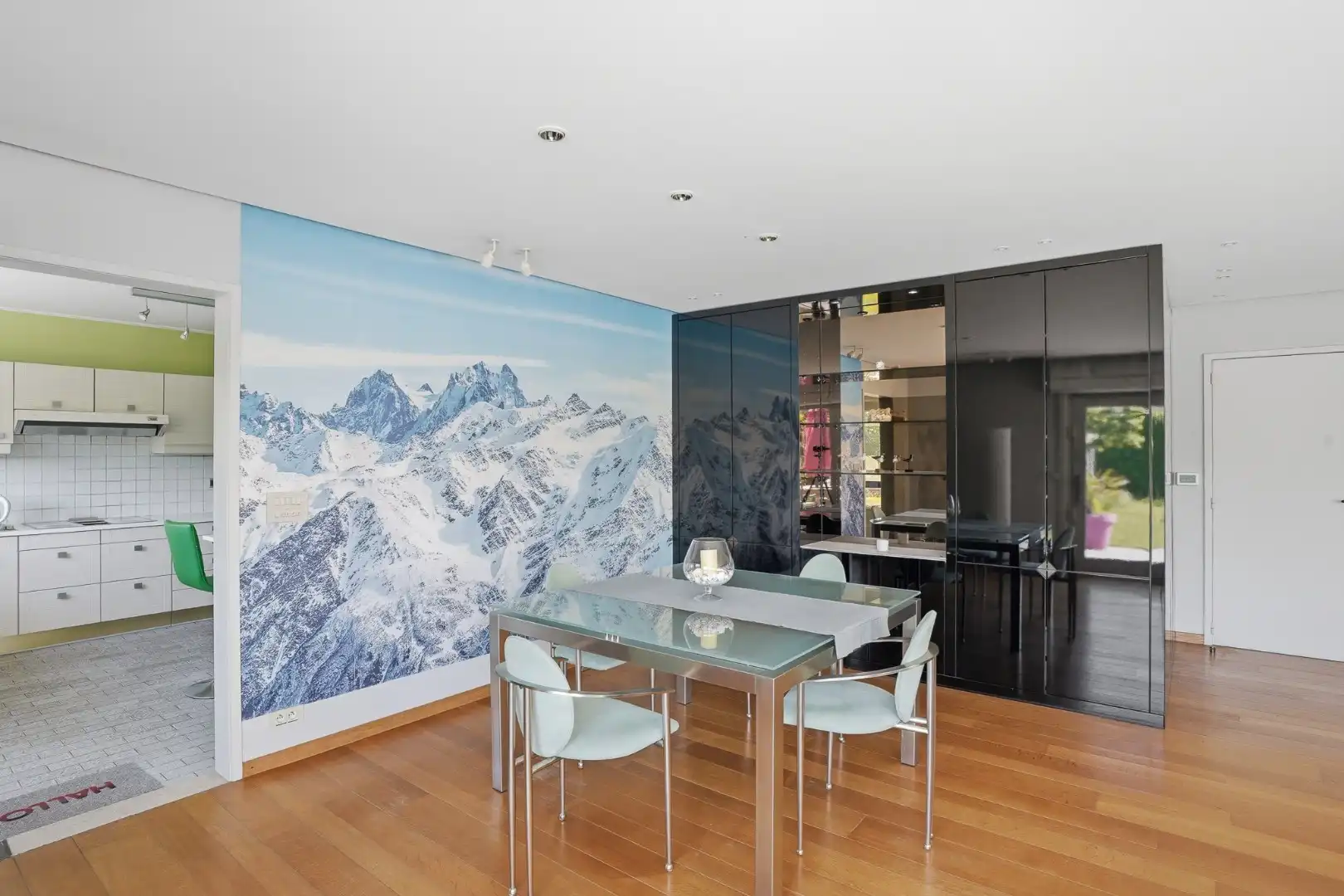 Alleenstaande woning met zonnige tuin op 980 m² foto 8