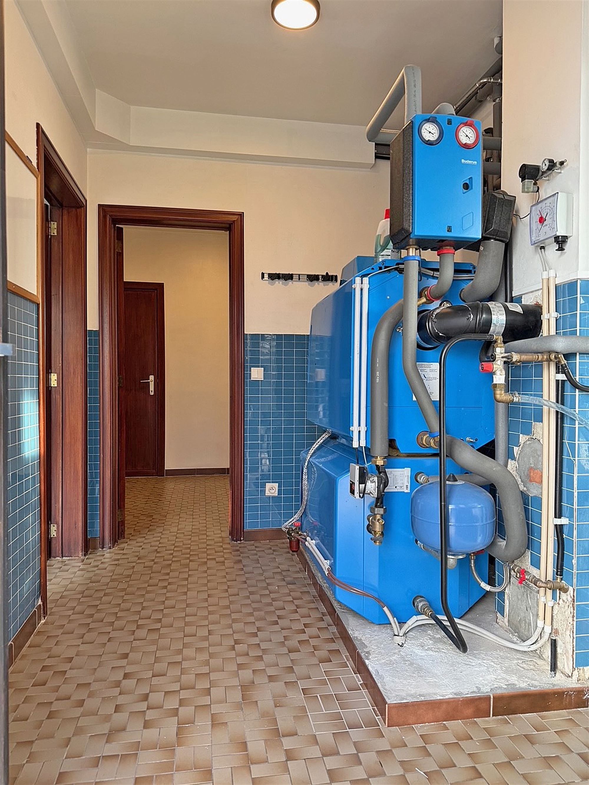 DORPSWONING met 3 slaapkamers, garage & tuin/terras  foto 7