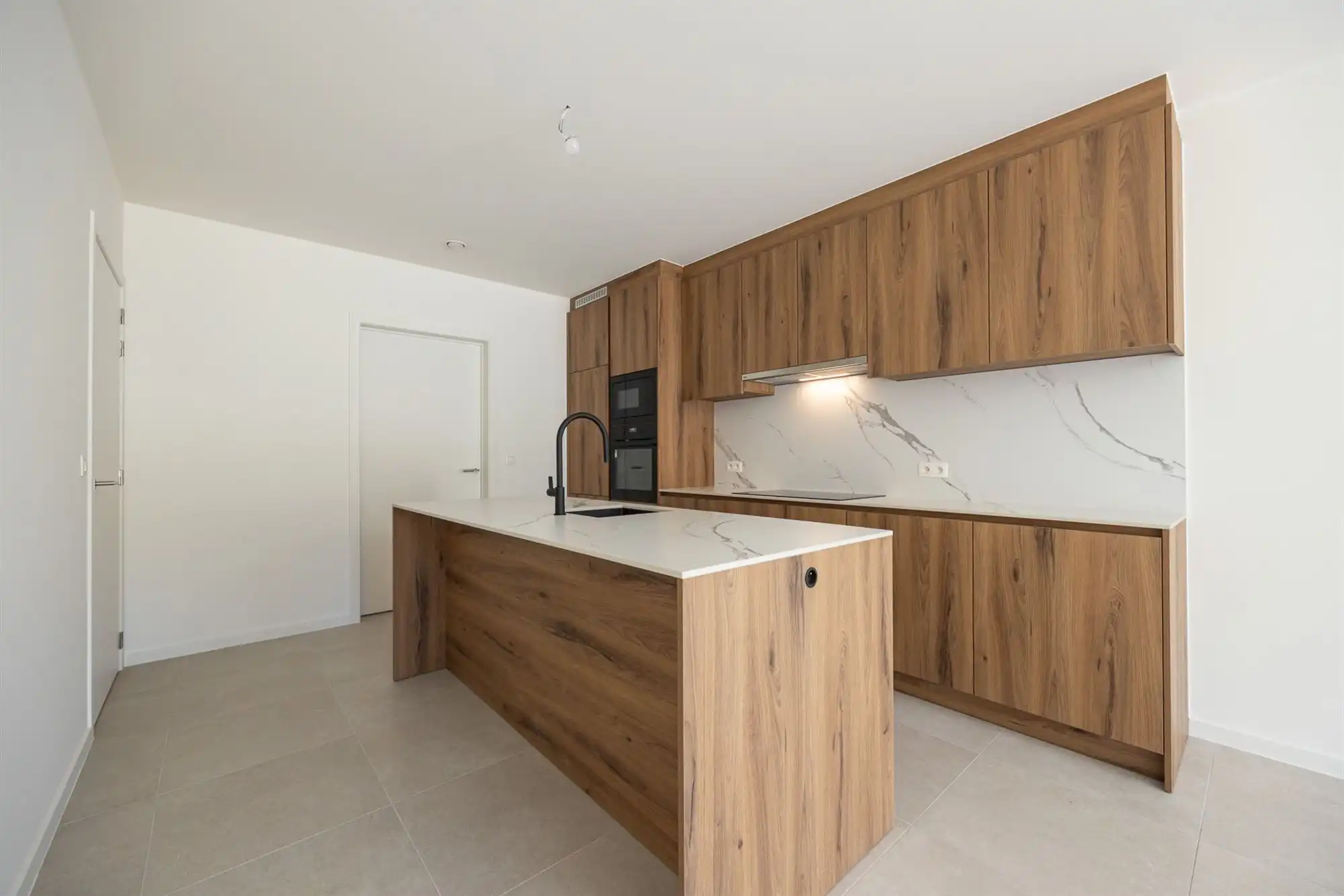 Ruime instapklare nieuwbouwwoning in Brasschaat foto 11