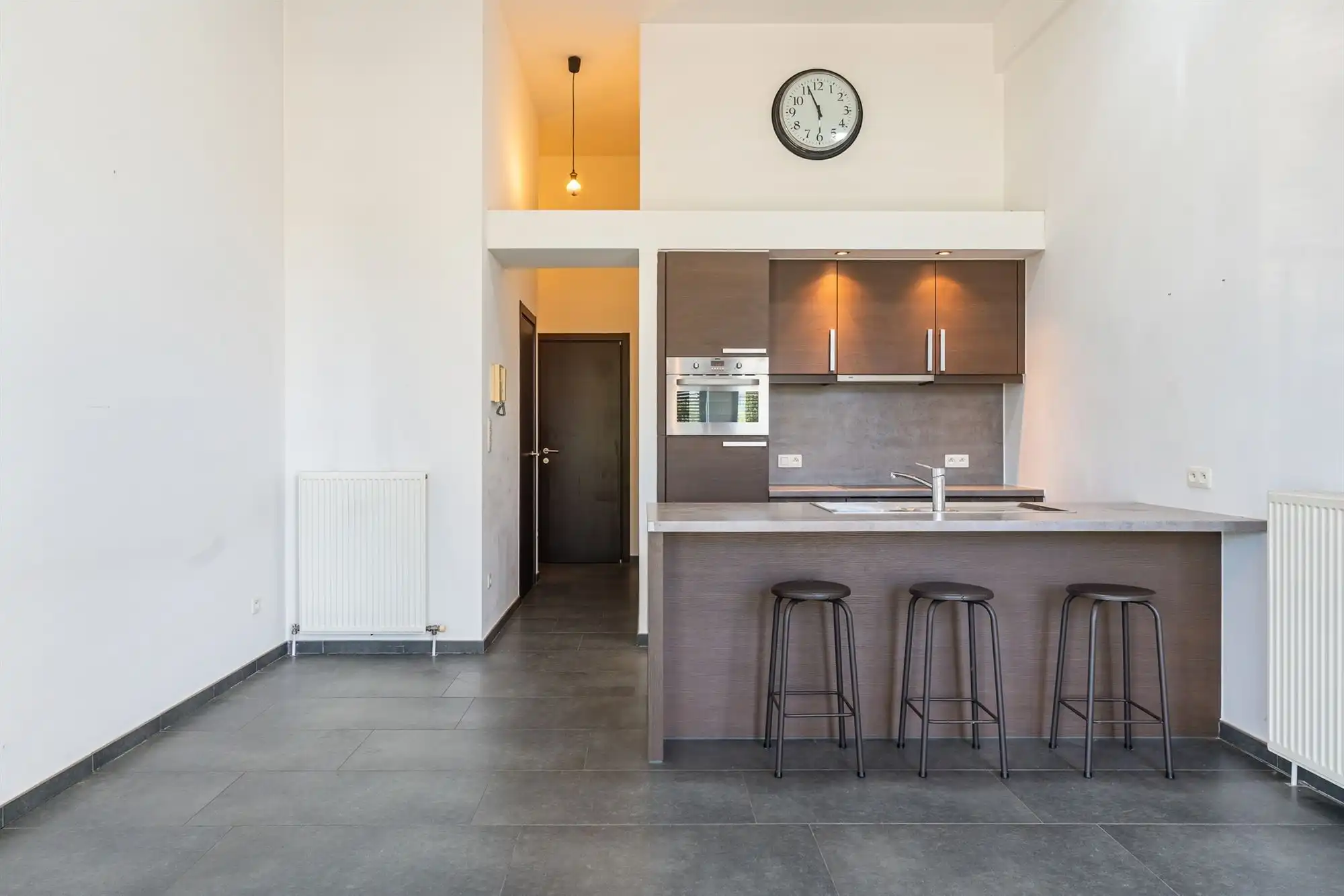 EILANDJE – Lichtrijk 1-slpkmr appartement met zonnig balkon foto {{pictureIndex}}