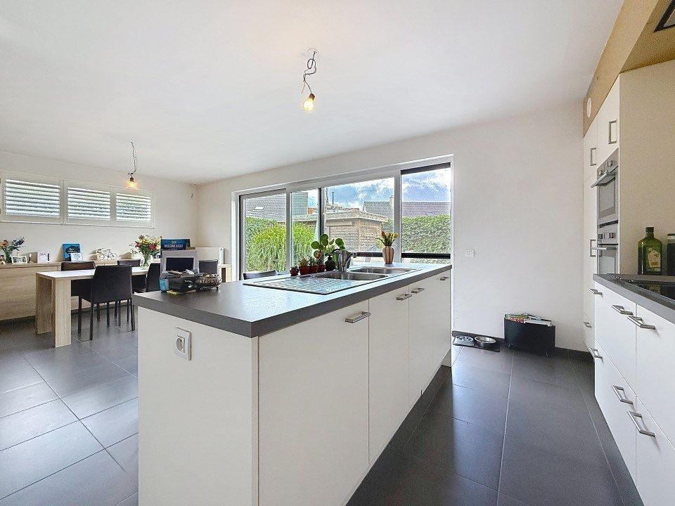 Moderne halfopen woning met tuin en garage – Rustige, centrale ligging! foto 5