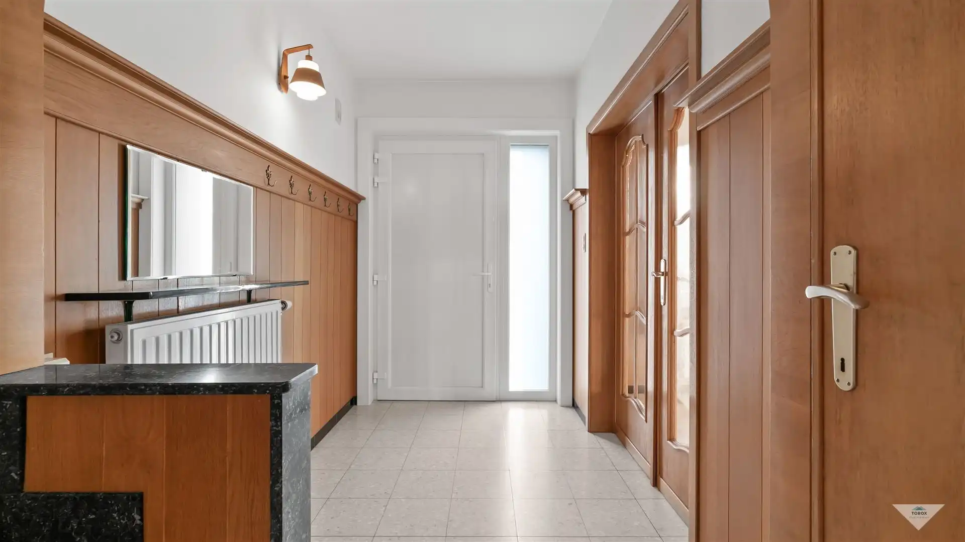 Te renoveren alleenstaande woning op toplocatie foto 6