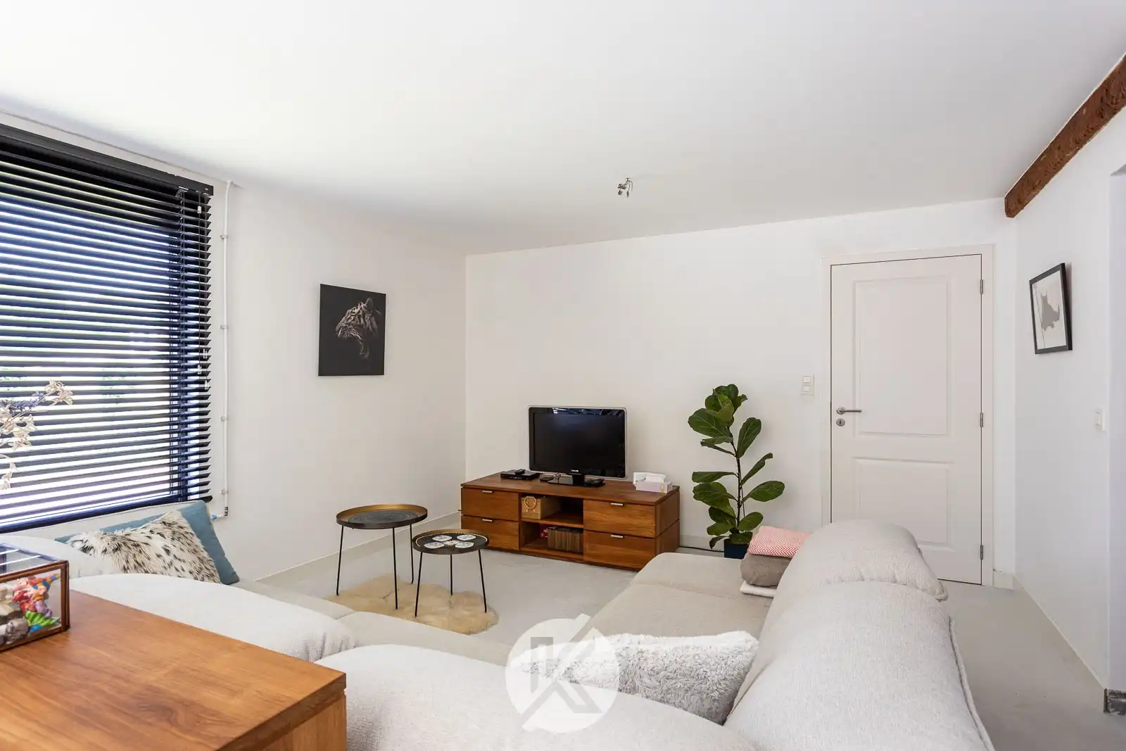 Tijdloze bungalow met stijlvolle afwerking foto 8