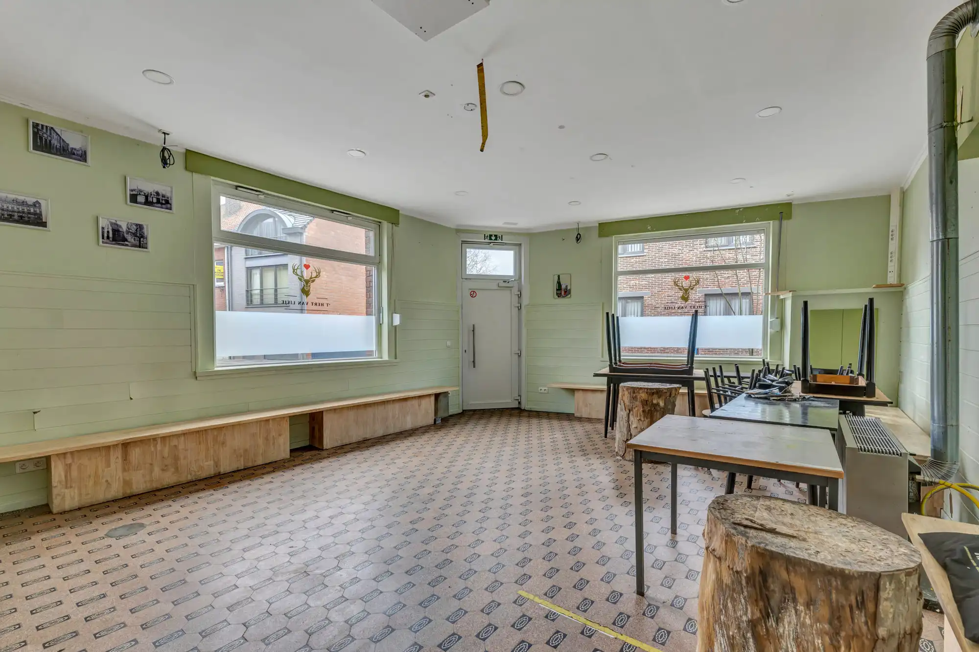 Te renoveren café/woning nabij station Denderleeuw foto 4