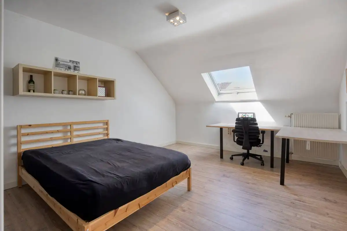 Karaktervolle viergevel woning op 24 are in Grimbergen – wonen en werken op toplocatie foto 33