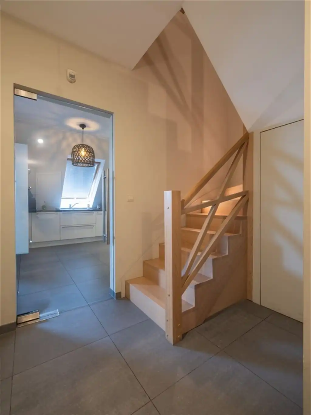Modern duplex appartement met ondergrondse autostaanplaats foto 19