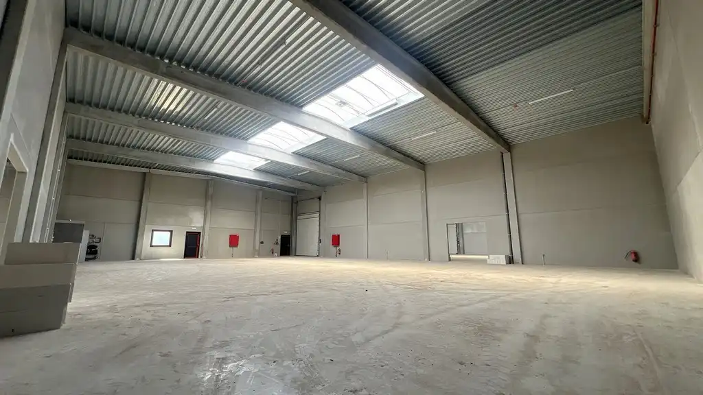 Nieuwbouw magazijn te huur in Durmakker Evergem foto 11