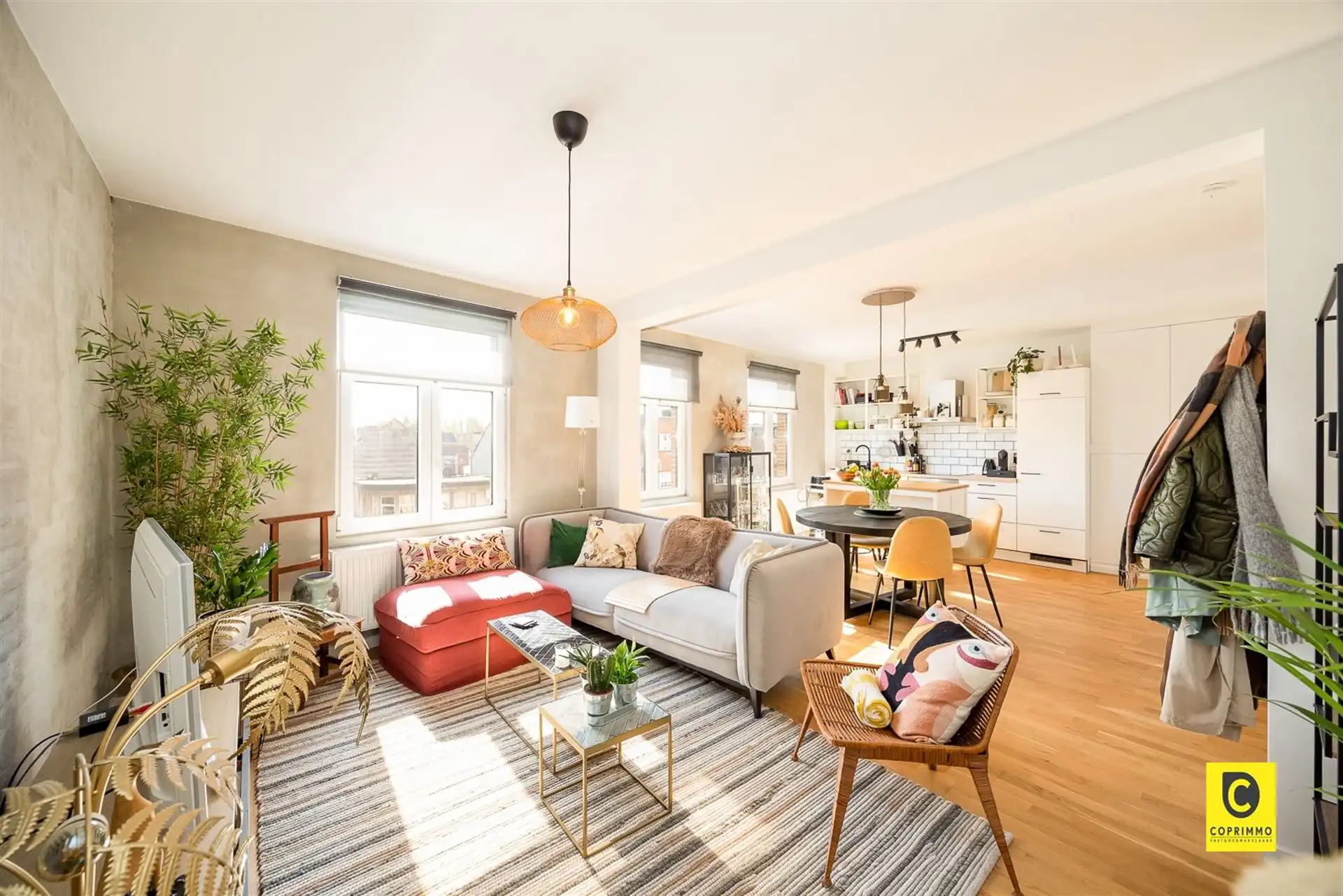 Gerenoveerd 2-slaapkamerappartement in Antwerpen 2020 foto {{pictureIndex}}