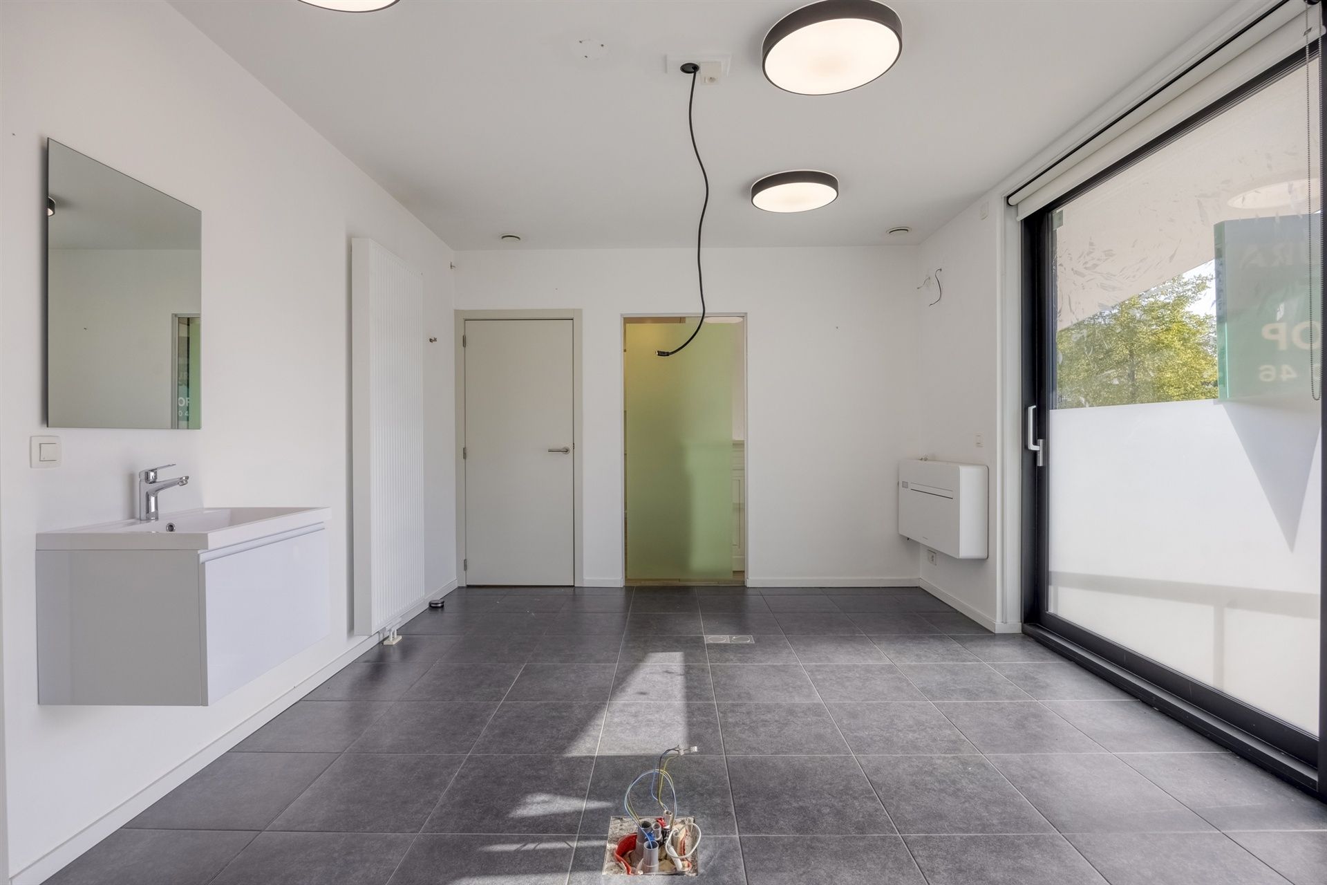 Handel-kantoor ruimte te huur nabij centrum Merchtem  foto 4