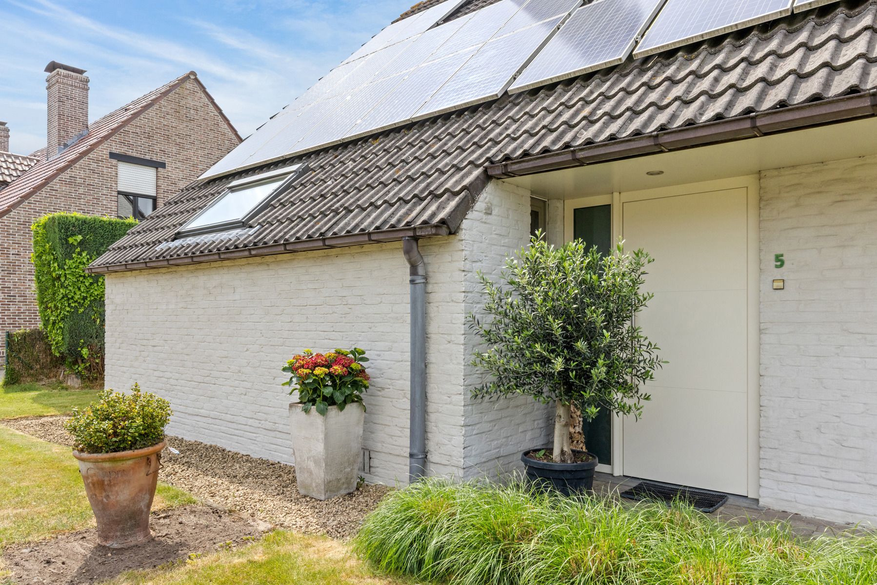 Stijlvolle woning in rustige woonwijk te Nazareth foto 22