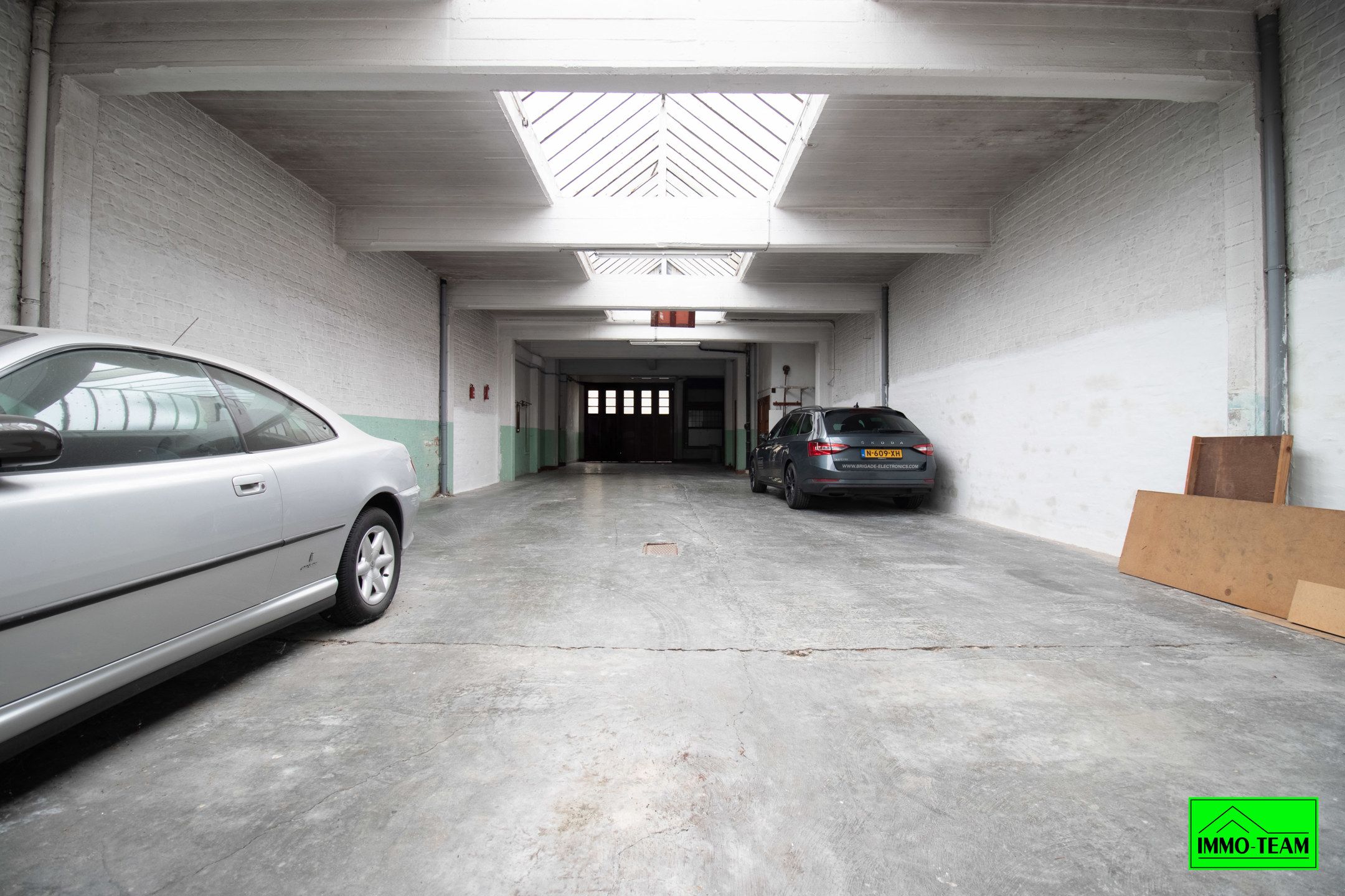 Opbrengsteigendom met 2 appartementen en autostaanplaatsen foto 22
