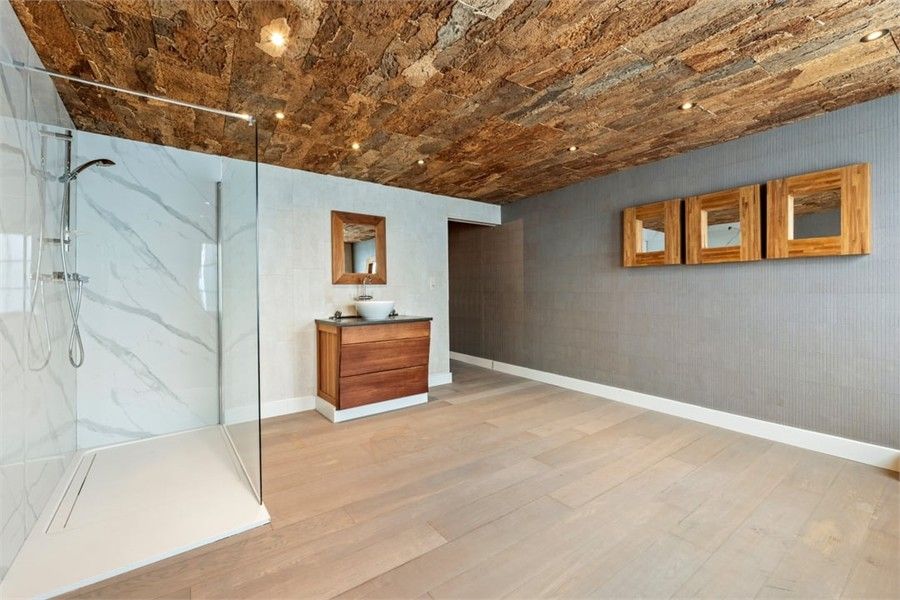 RUIM INSTAPKLAAR APPARTEMENT MET RUIM TERRAS IN HET CENTRUM VAN SINT-TRUIDEN foto 29