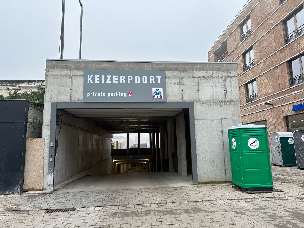 Garage te koop Brusselsesteenweg 212 - 9000 Gent