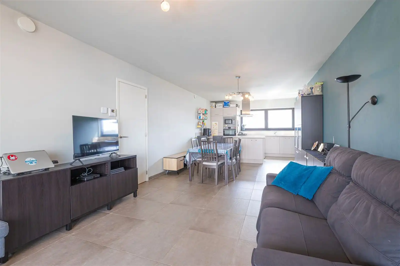 Recent appartement, rustig gelegen, doch op 200m van centrum foto 5
