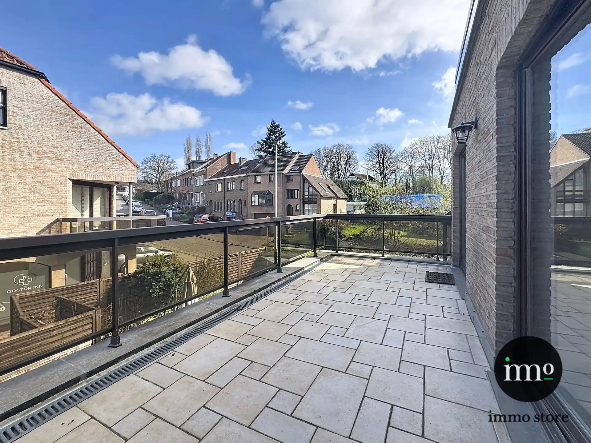 Appartement 2 kamers met ruim terras in het centrum van Dilbeek! foto 3