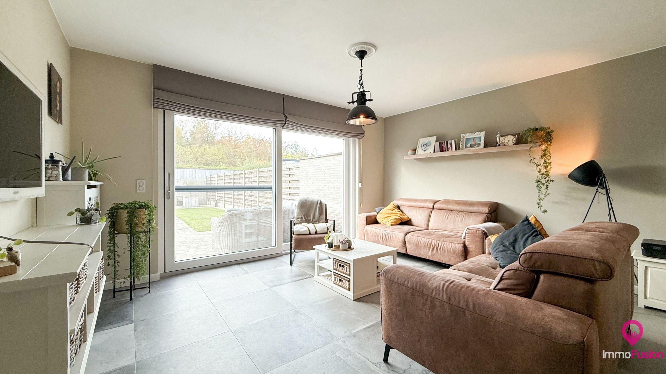 Instapklare gezinswoning met 3 slpks en zonnige tuin! foto 6