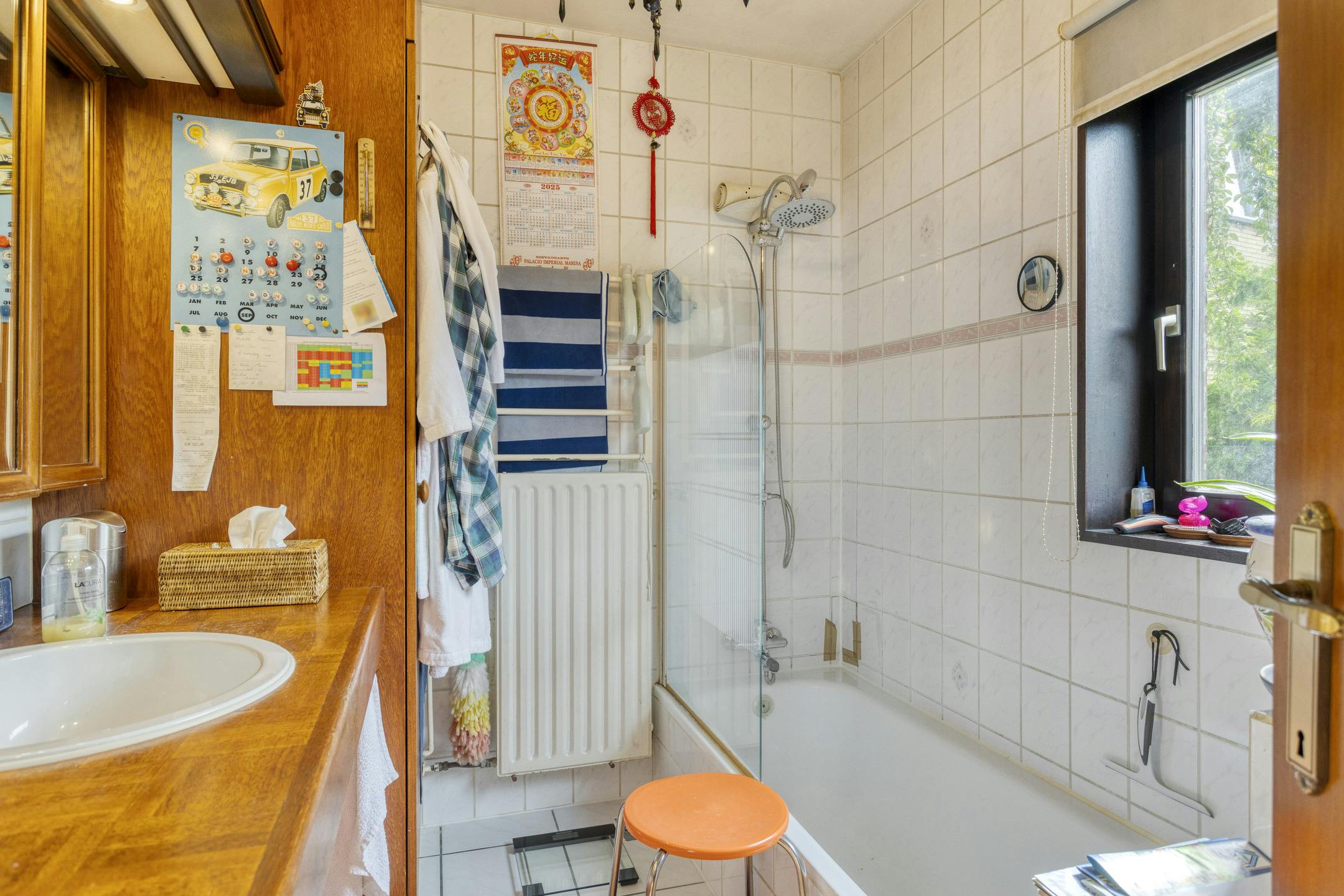 Opbrengsteigendom met garage en 3 appartementen te koop foto 13