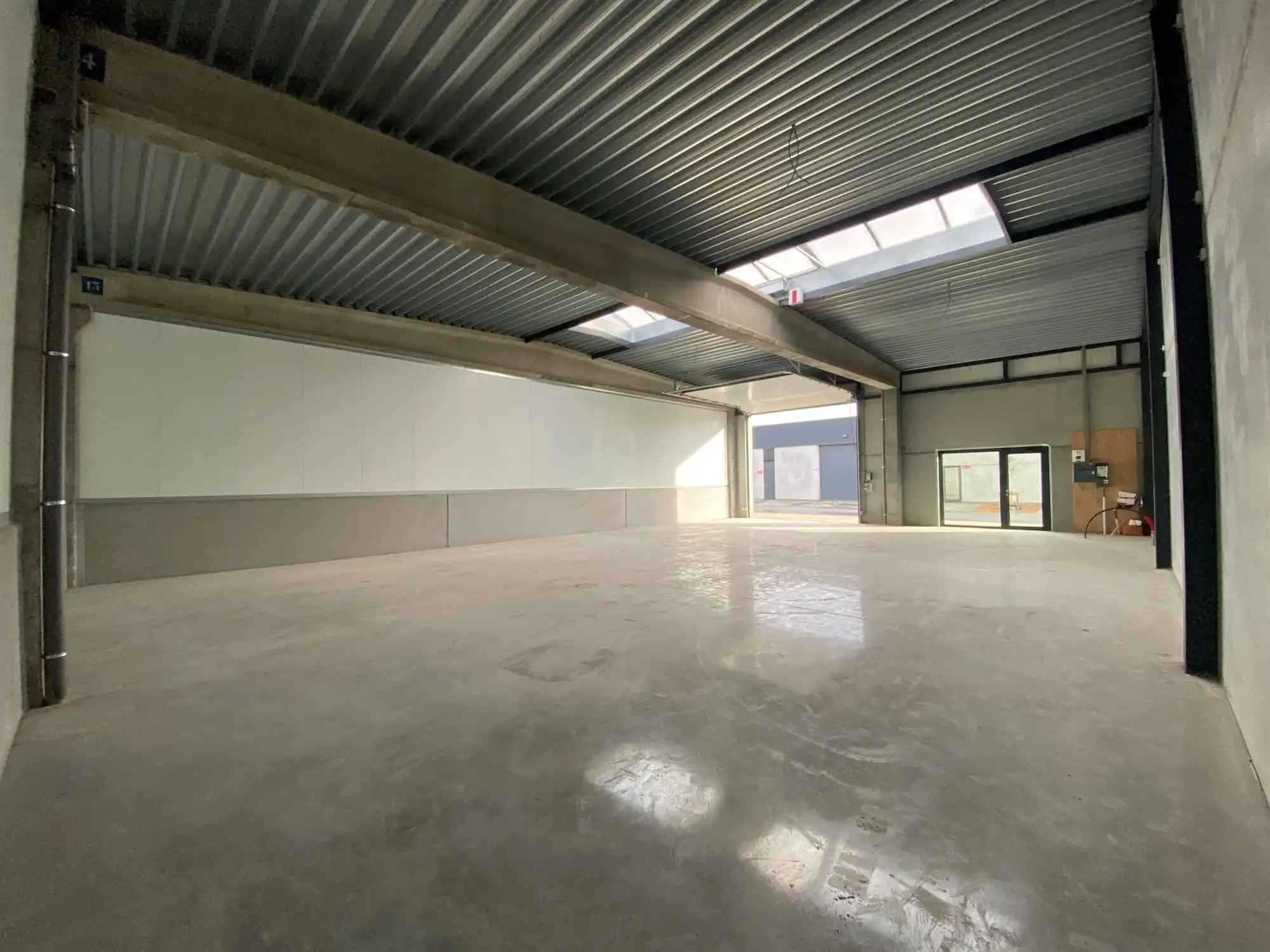 KMO-unit van 207m² in bedrijventerrein De Melkerij in Evergem-Sleidinge foto 6