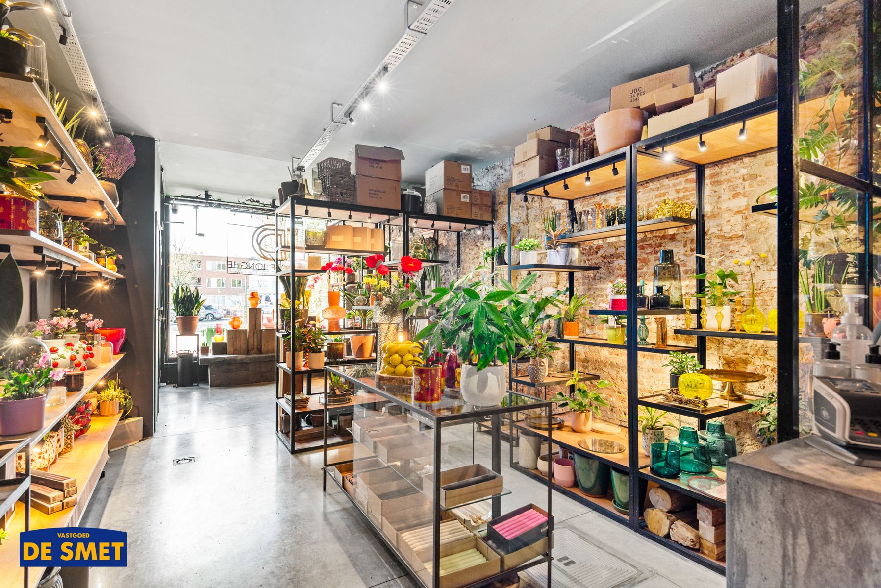 Polyvalente handelsruimte met tuin en triplex pal in centrum foto 5