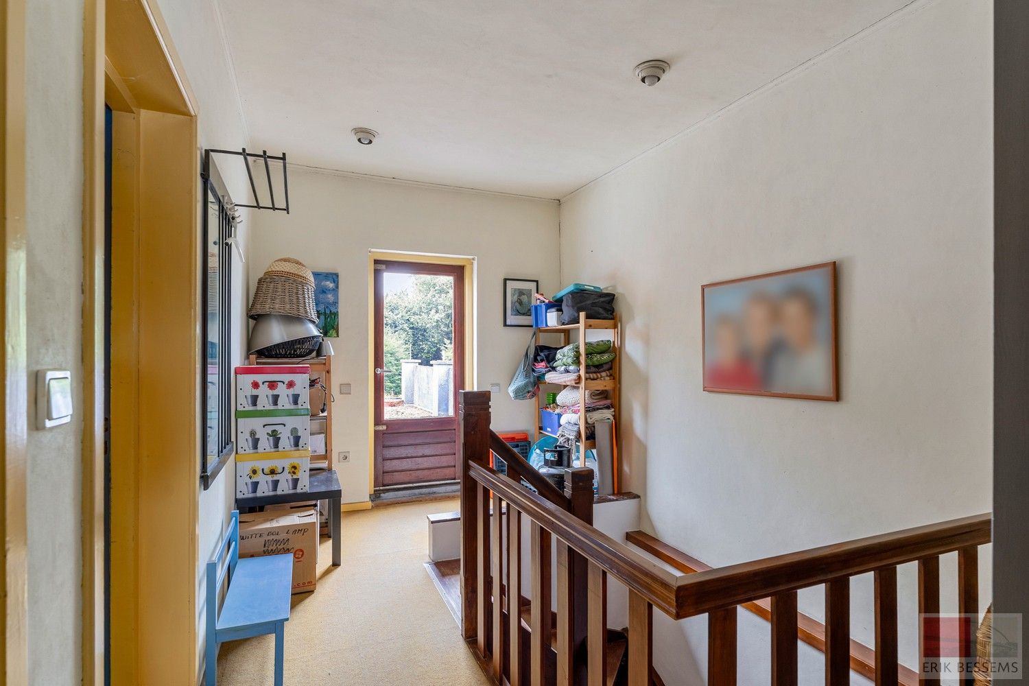 Unieke gesloten bebouwing met veel potentieel, deze ruime woning biedt een indrukwekkende woonoppervlakte van 306 m² foto 21
