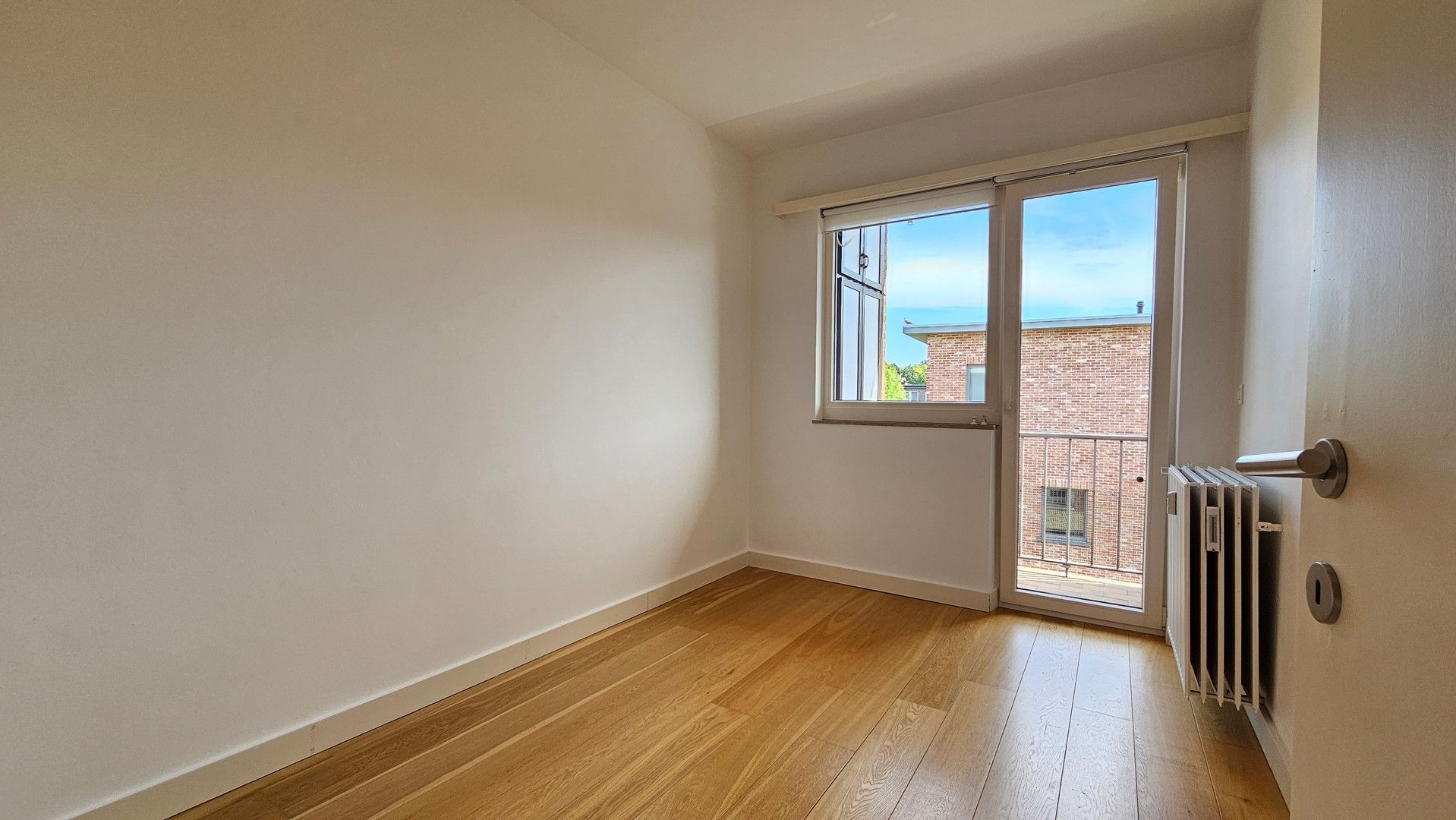 Zeer lichtrijk appartement in Wilrijk foto 5