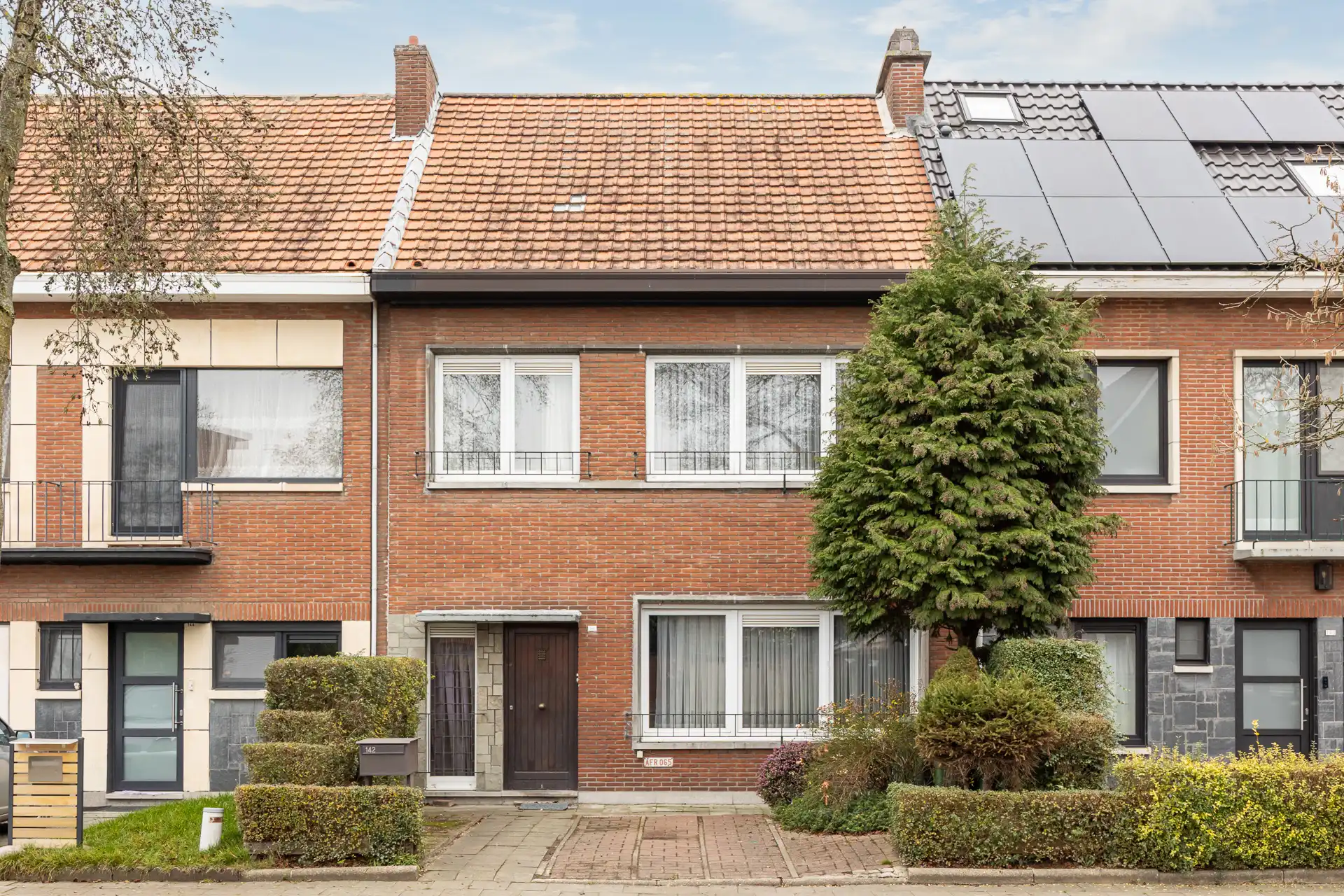 Gezinswoning met 2/3 slaapkamers op topligging in Hoboken foto {{pictureIndex}}