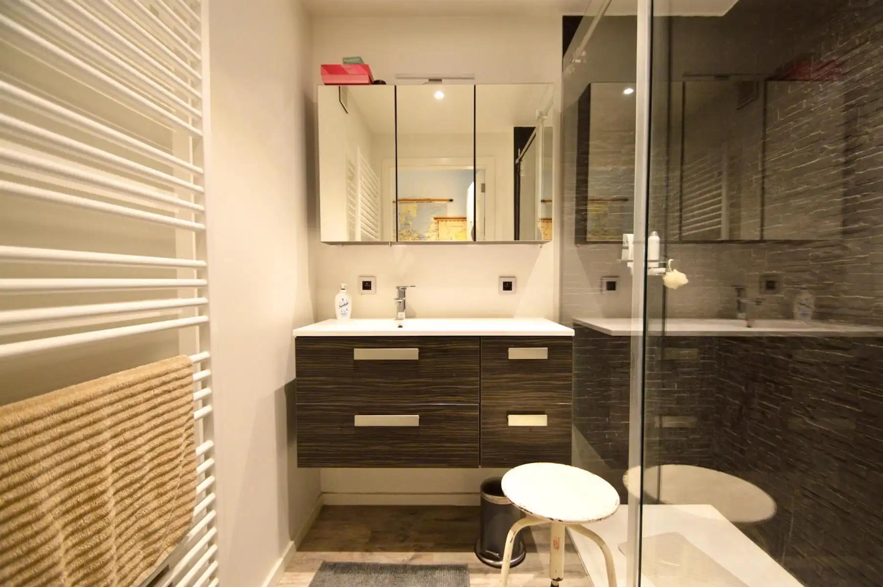 ANTWERPEN - Instapklaar appartement met mooie terrassen foto 7