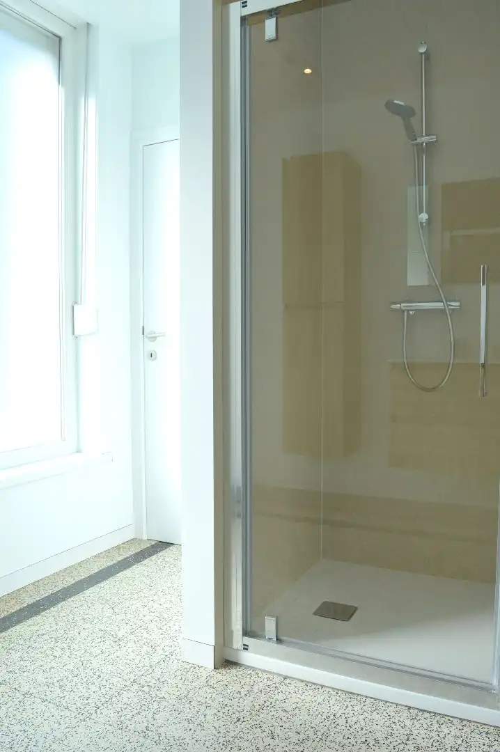 Gezellige woning met 2 slaapkamers en mooi stukje tuin te koop te Heule foto 8