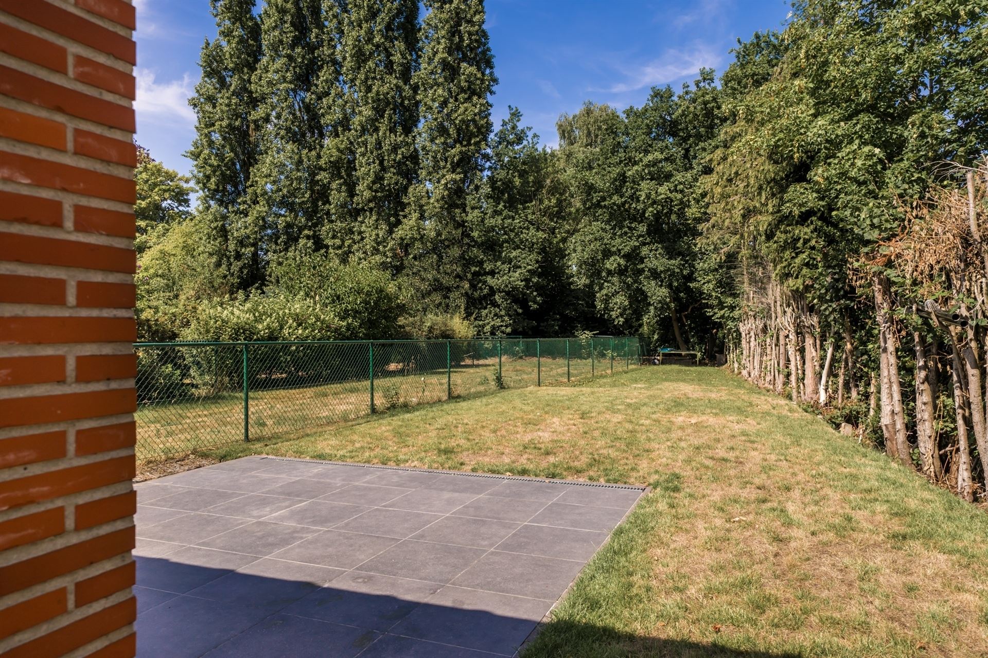 Instapklarae gezinswoning met tuin nabij centrum! foto 20