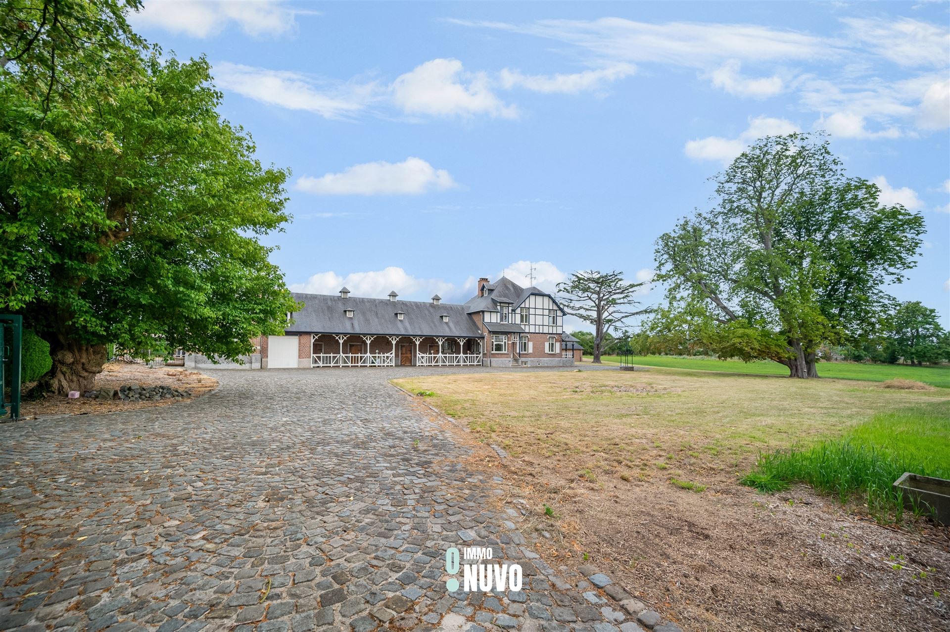  Uniek landhuis met uitzonderlijke ruimte en potentieel! foto 20