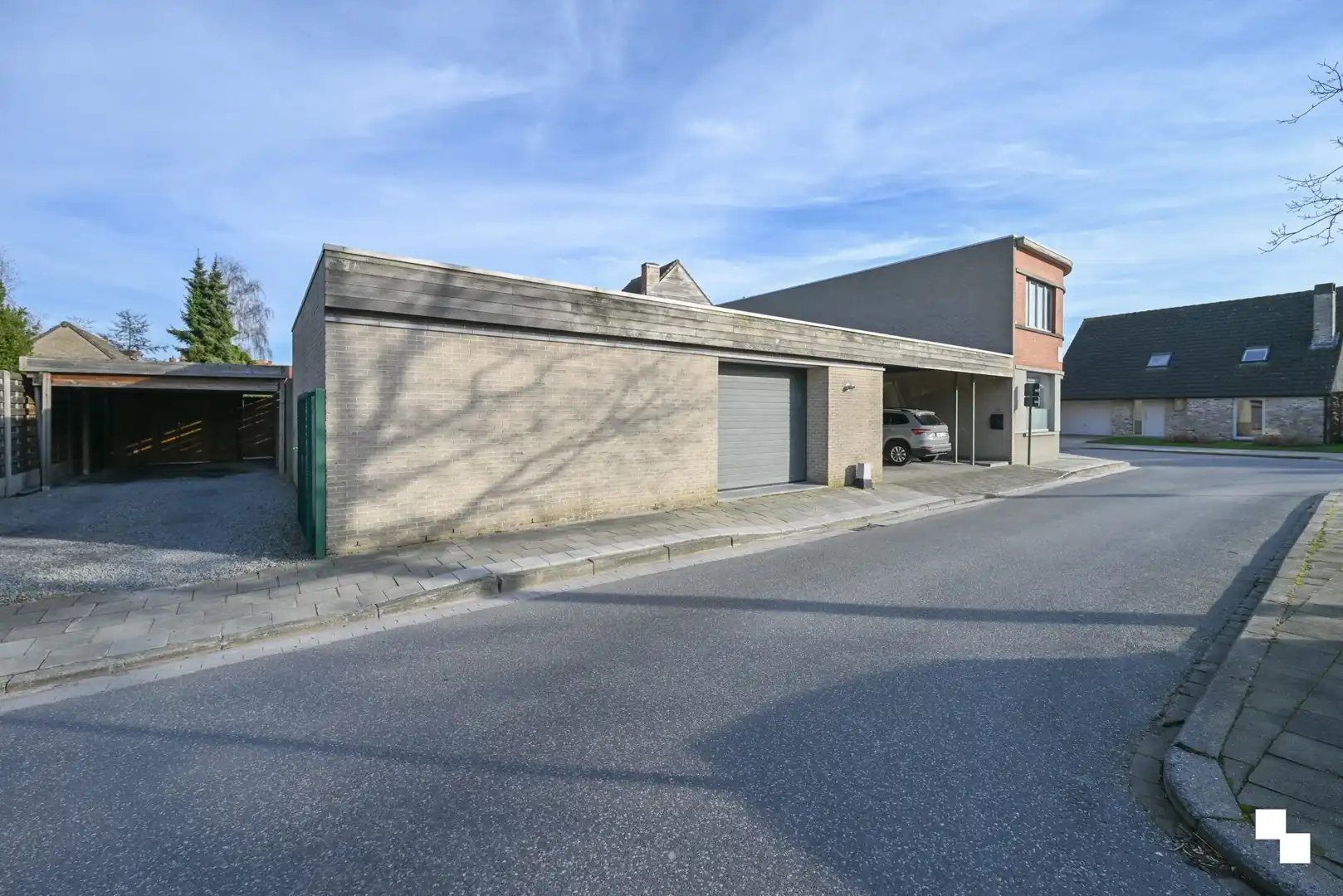 Karaktervolle woning met handelsruimte nabij het centrum van Izegem foto 32