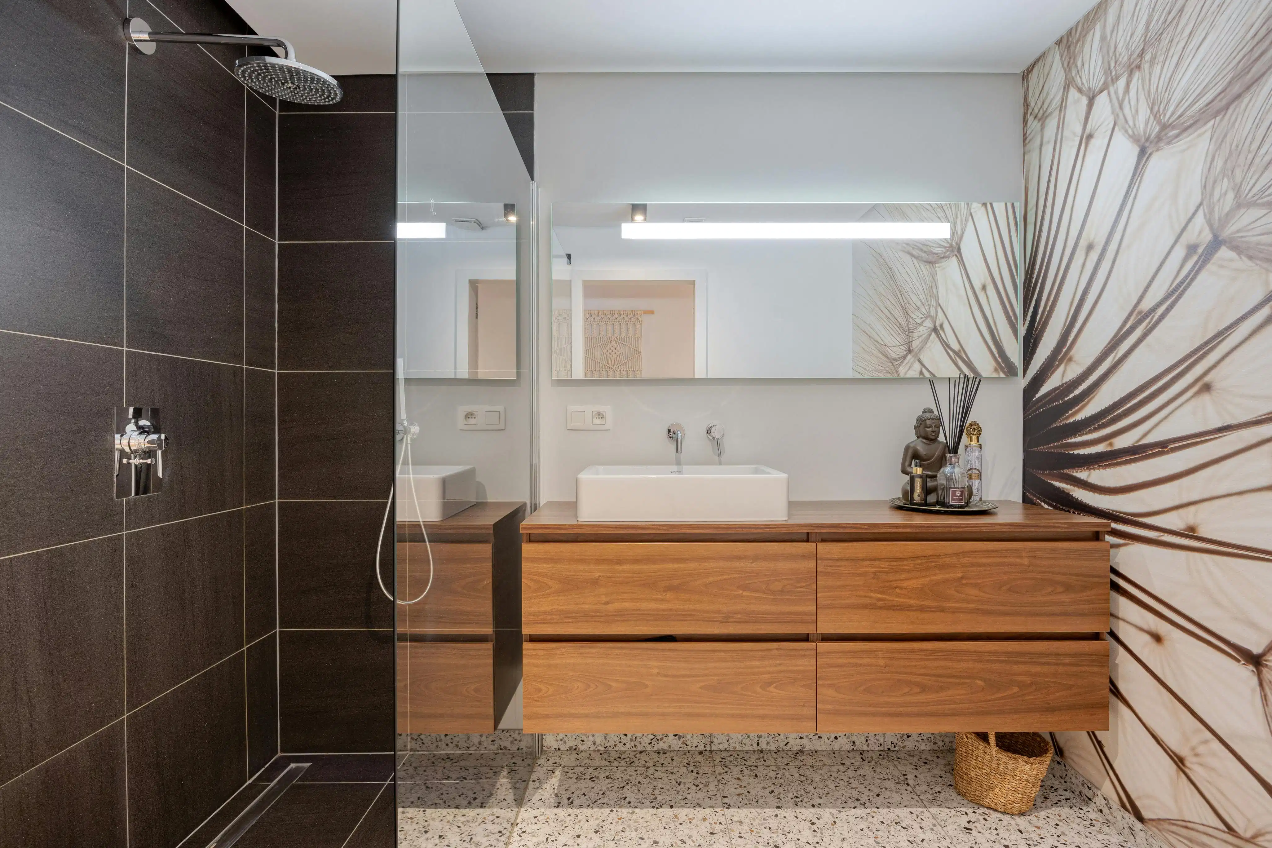 Prachtig appartement met garage te koop in Maaseik foto 14