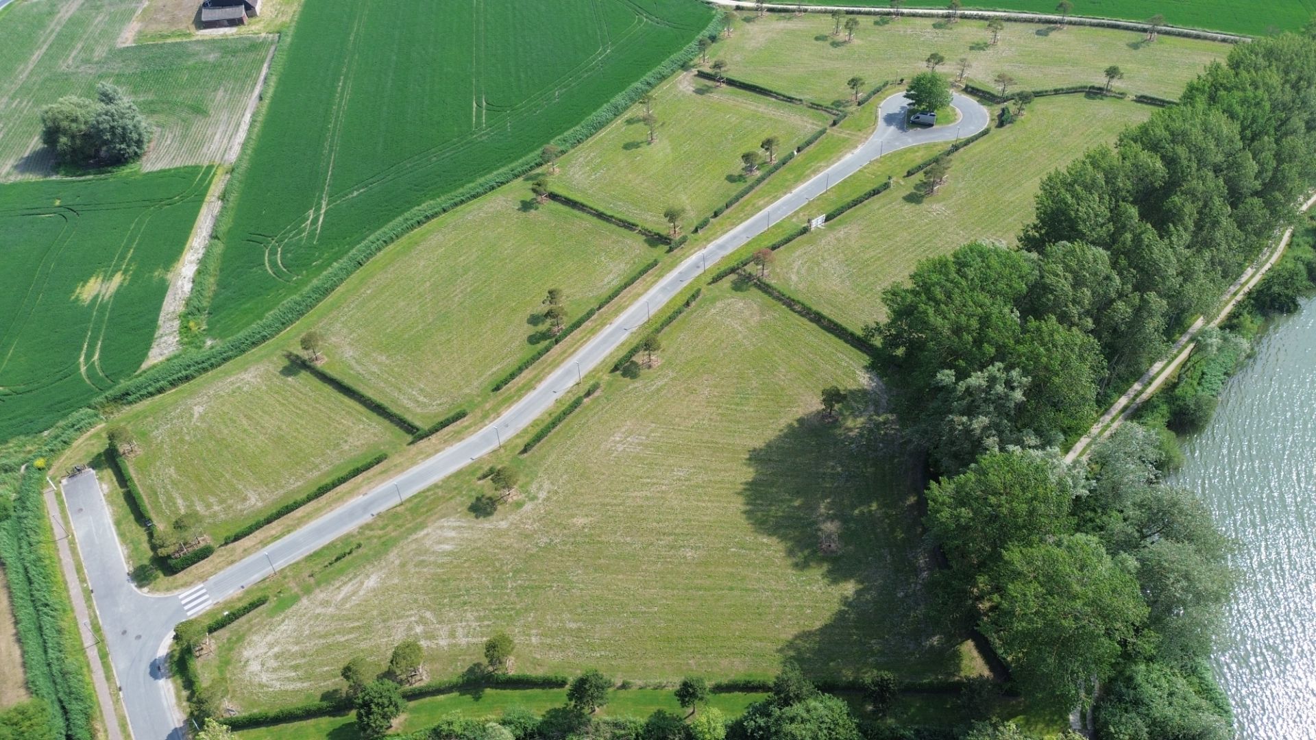 Prachtig bouwlot met zicht op het meer - Lot 4.04 foto 6