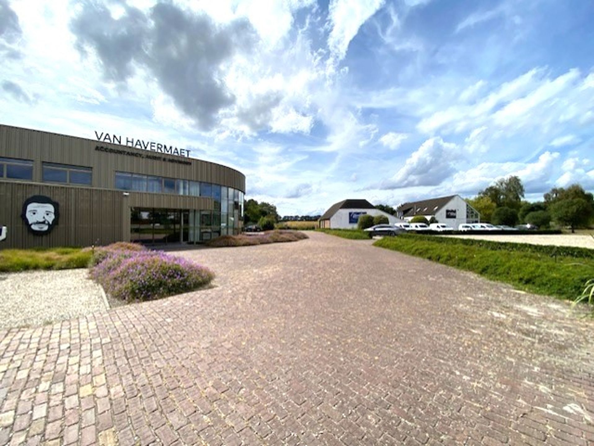 Kantoorruimte op absolute zichtlocatie foto 20