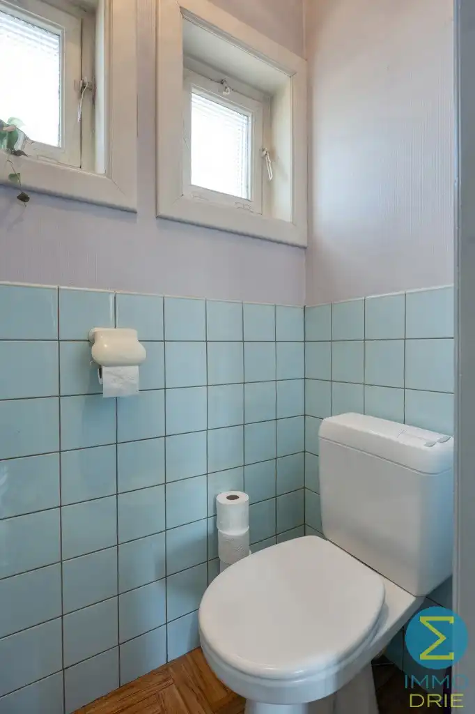 Woning met gelijkvloerse handelsruimte nabij het centrum foto 25