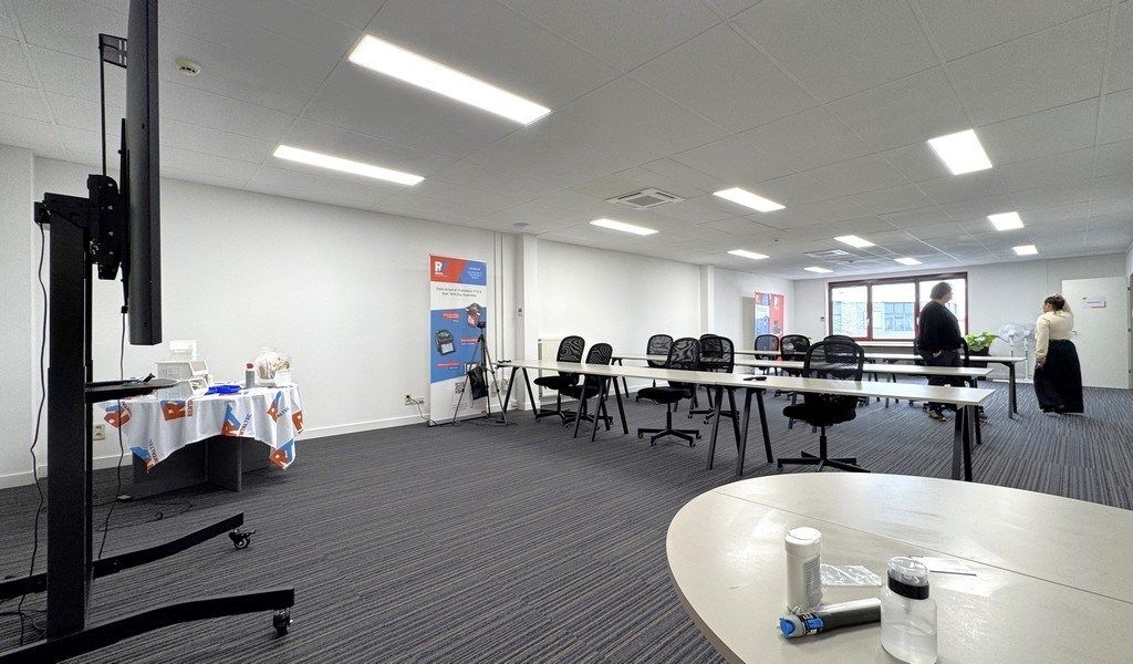 Instapklaar kantoor te huur in industriezone Mechelen-Noord  foto 3