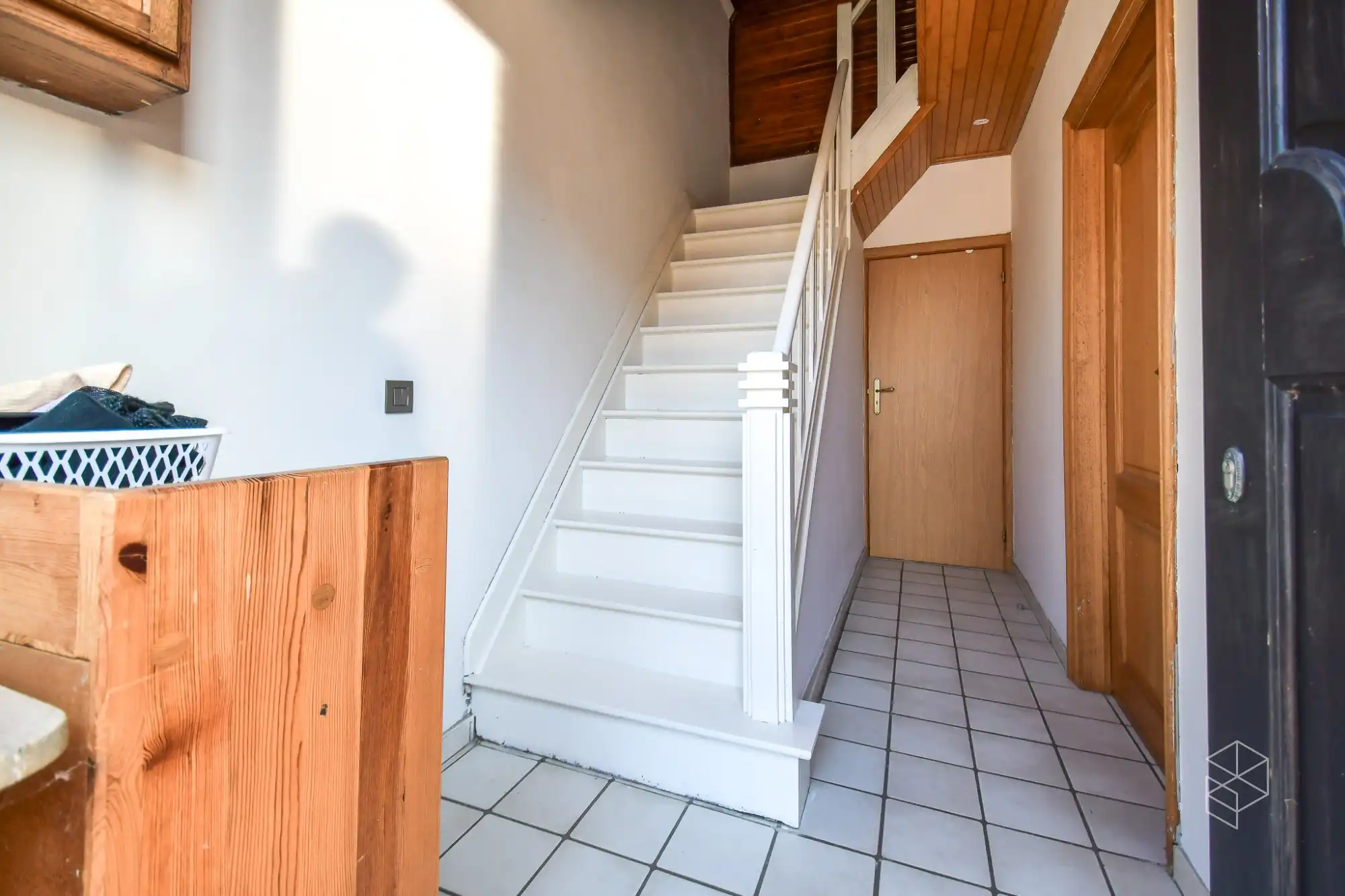 Ruime woning met 3 slaapkamers, inpandige garage en grote tuin foto 17