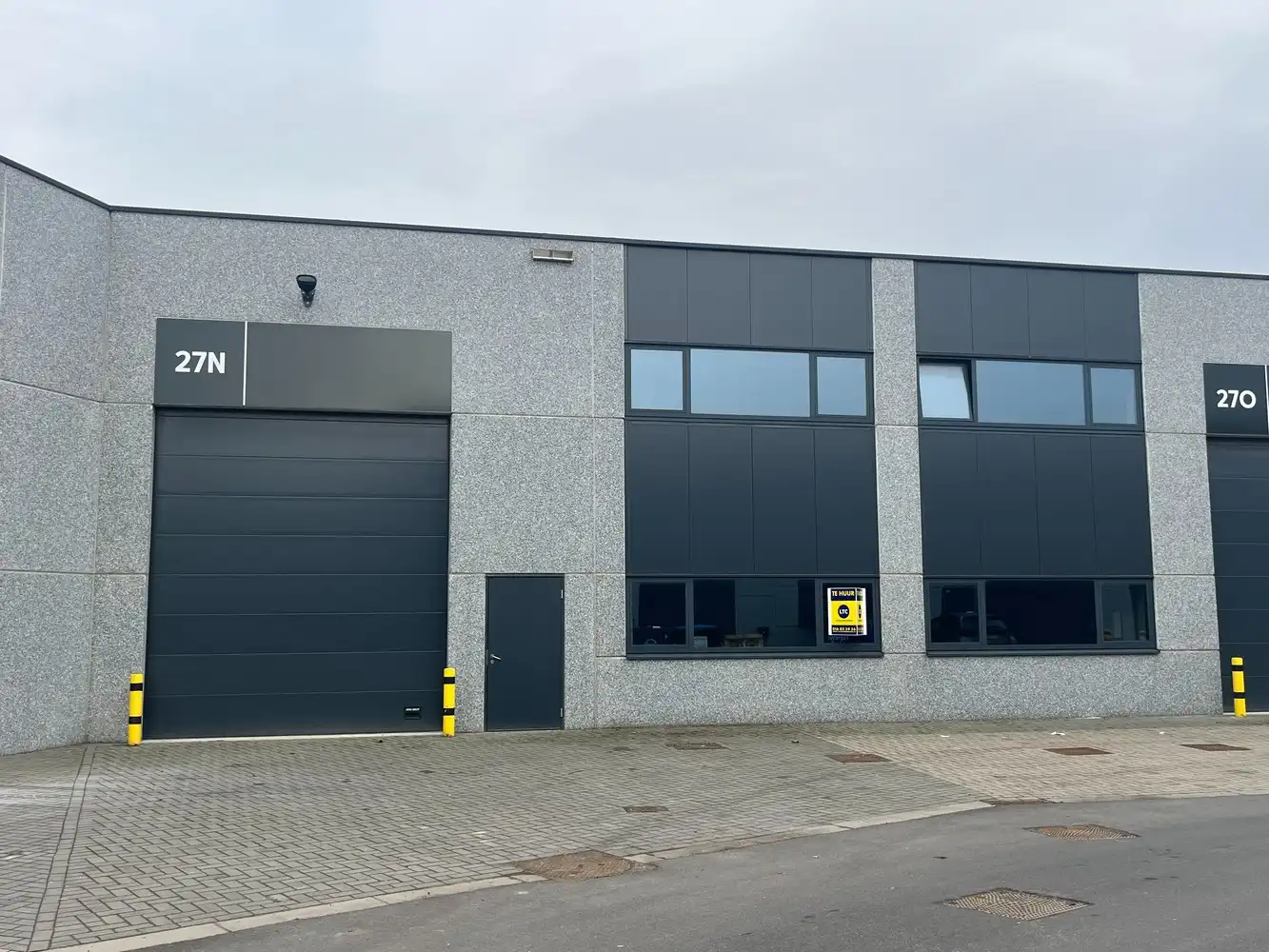 KMO-unit 482 m² foto {{pictureIndex}}